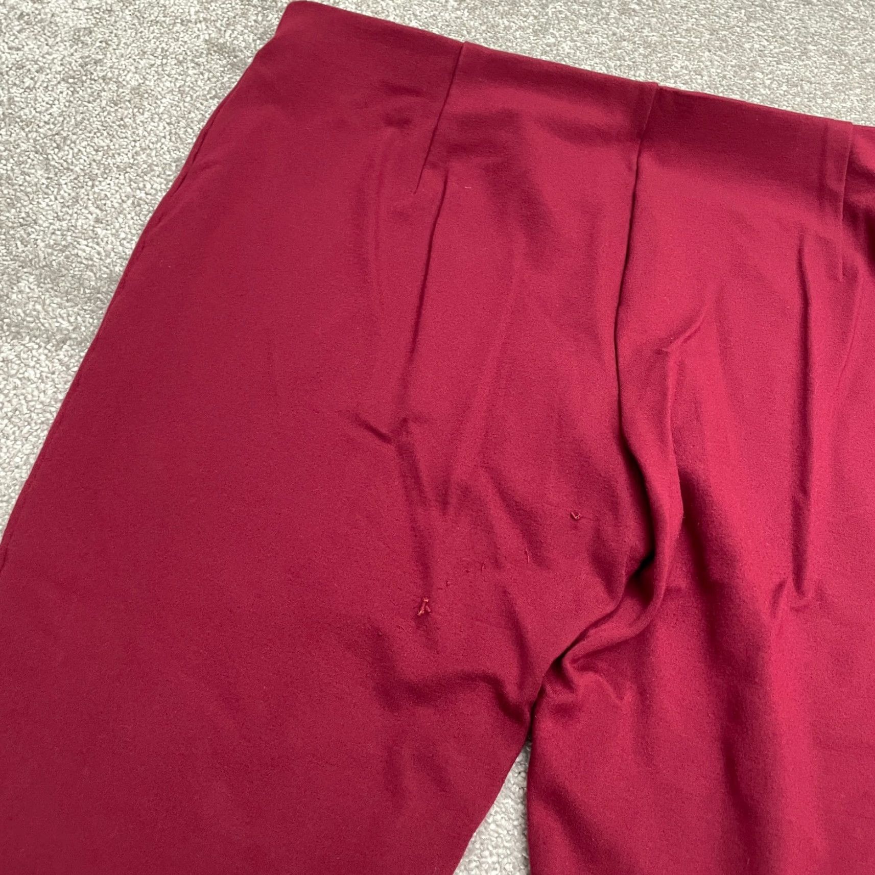 Forever 21 FOREVER 21 Cropped Pants Womens 3X Red Pull-On Tapered Cotton Knit Inseam 23.5 in Waist 40 in Casual Workwear Size 40" / US 18 - 3 Thumbnail
