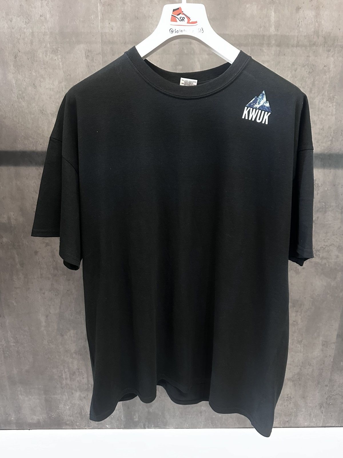 Gildan × Kanye West × Vintage KANYE LONDON TOUR 2023 TEE SIZE XXL Size US XXL / EU 58 / 5 - 2 Thumbnail