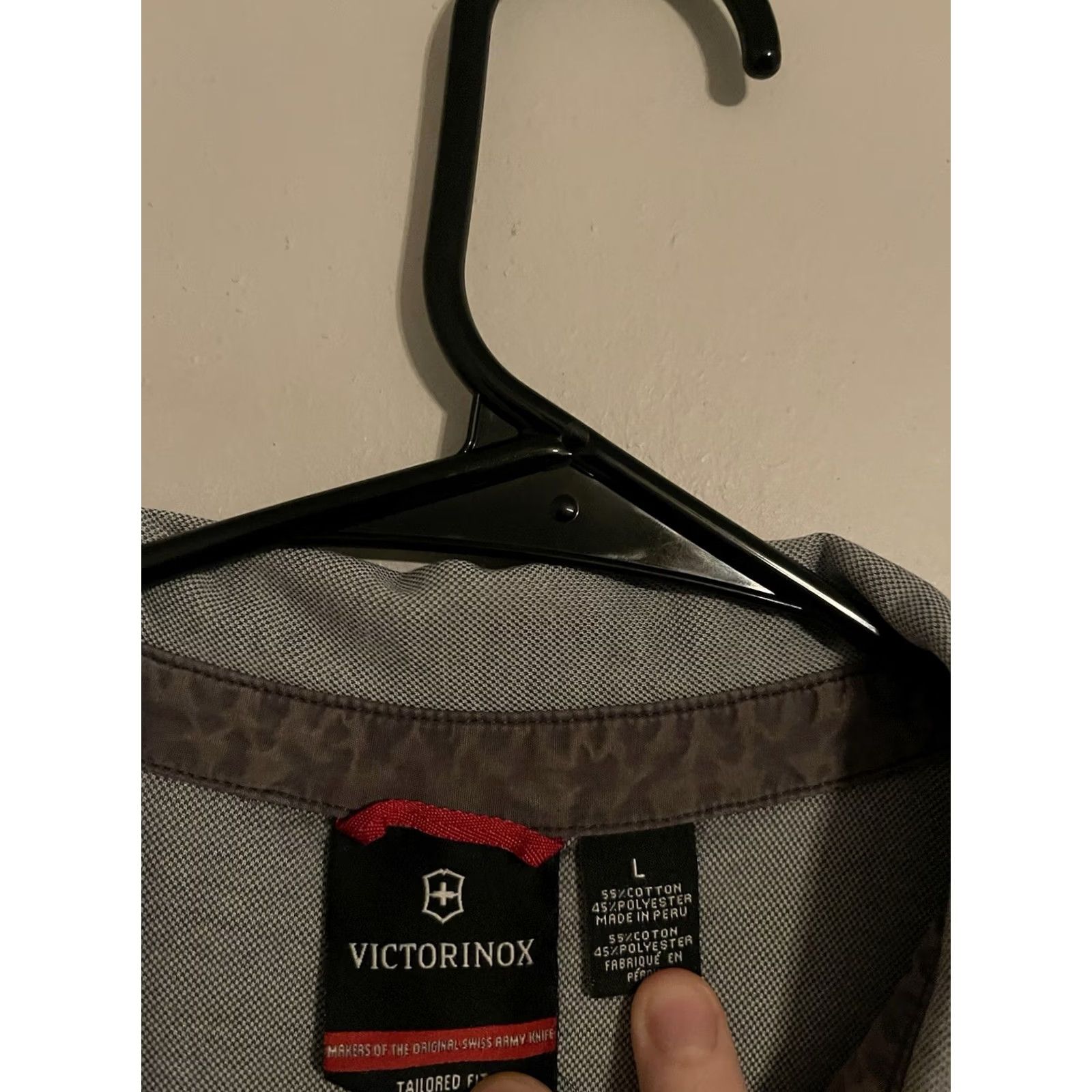 Victorinox Viktorinox Tailored Fit Light Gray Athletic Golf Polo Shirt Mens Large Polo Shirt Men's Large Gray Nike Size US L / EU 52-54 / 3 - 3 Thumbnail