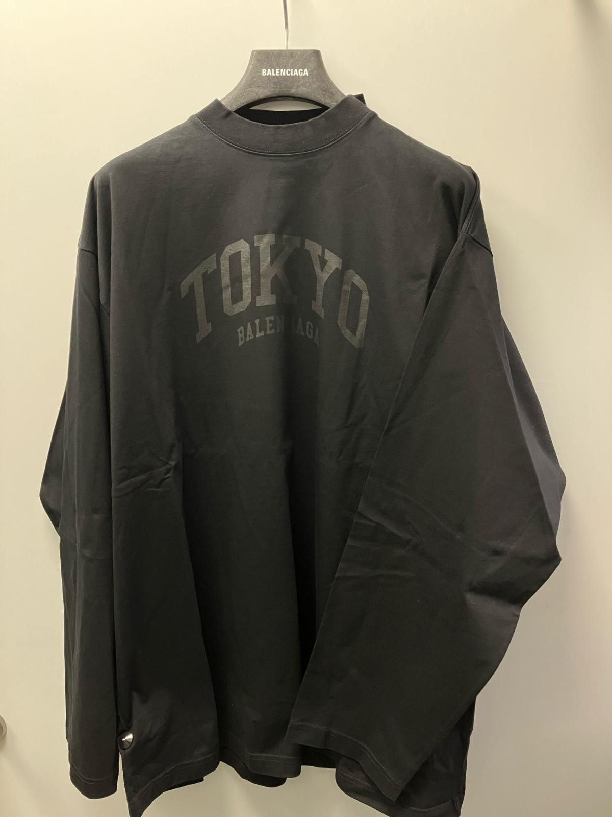 Balenciaga o1la1rc1a0425 Oversized Cities Tokyo Vintage Jersey T-Shirt Size US M / EU 48-50 / 2 - 1 Thumbnail