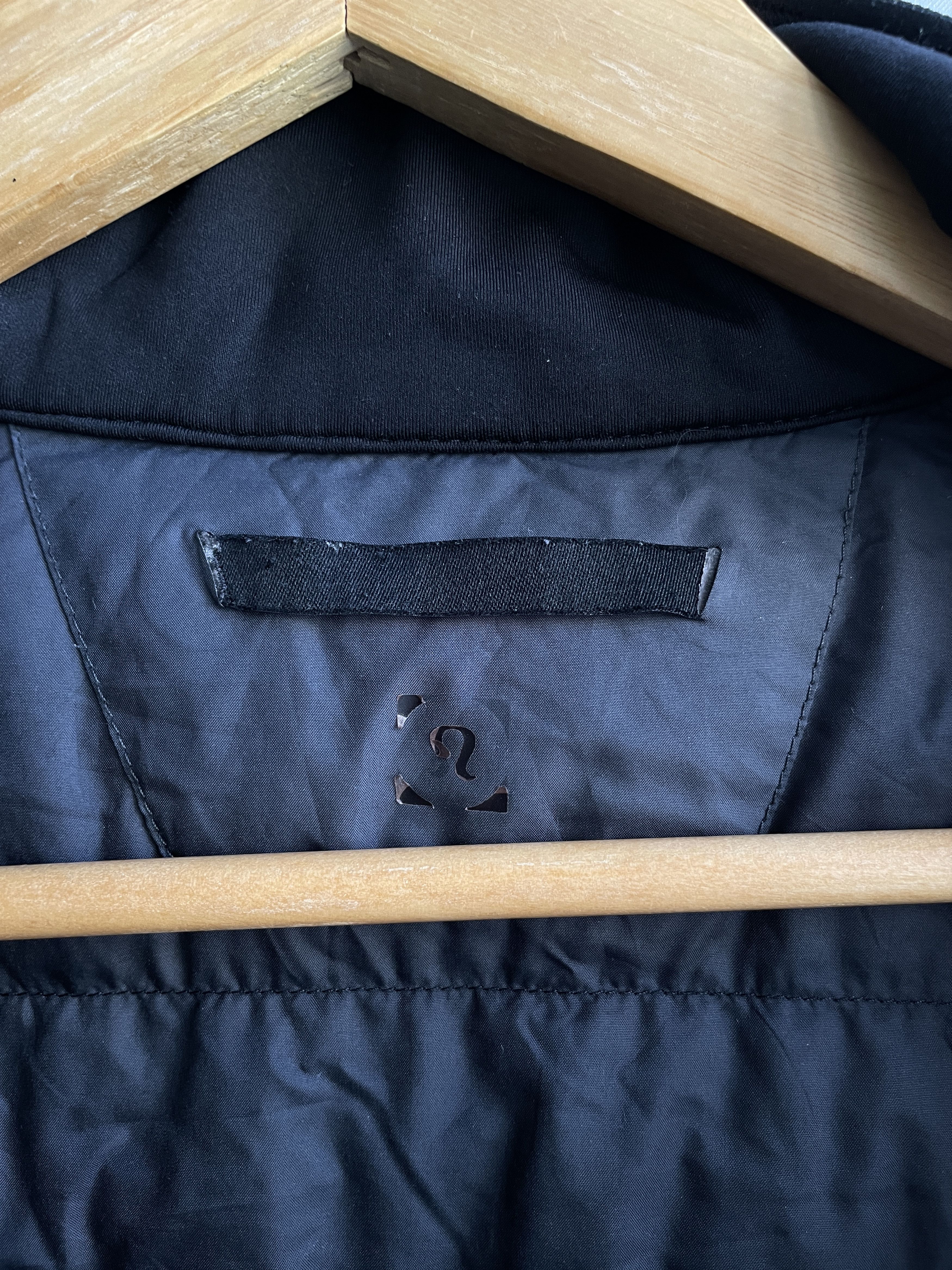 Lululemon Lululemon Down For It All Mens Black Vest Size XL Size US XL / EU 56 / 4 - 7 Thumbnail