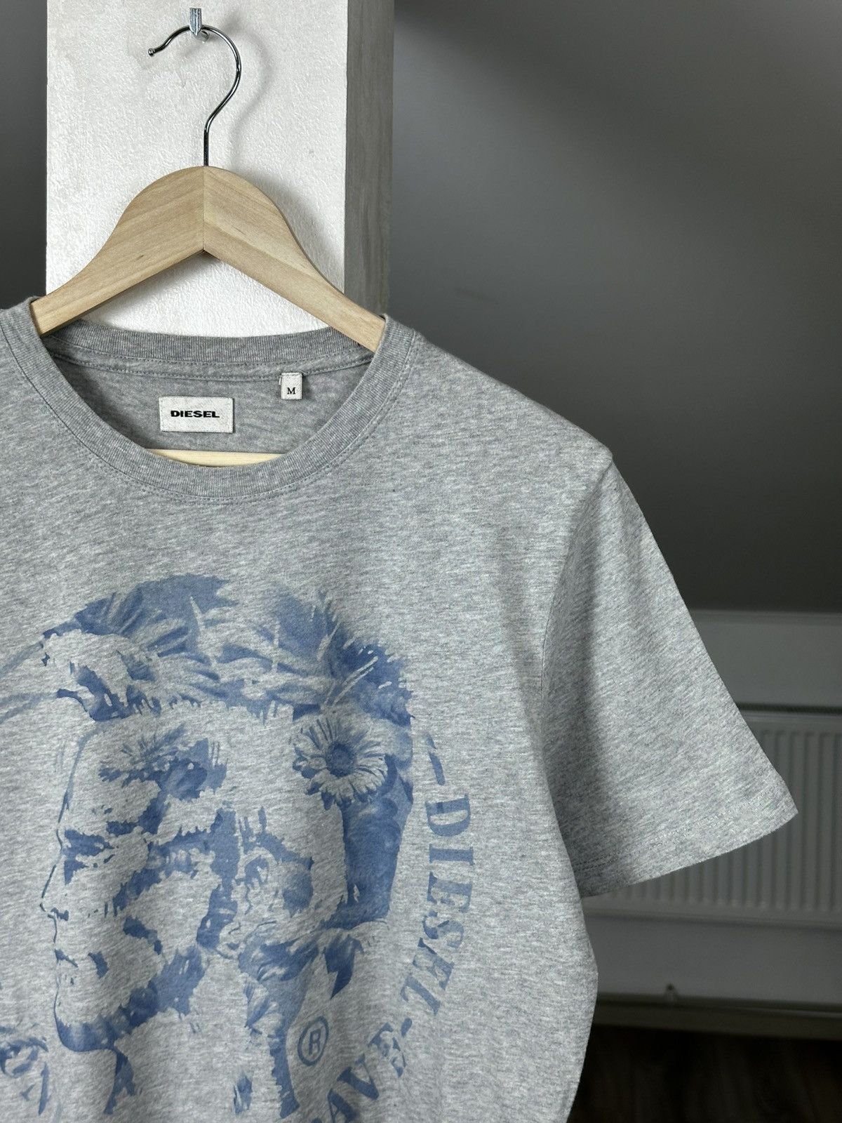 Diesel Diesel Y2K Logo SkinHead Only The Brave tee Size US M / EU 48-50 / 2 - 3 Thumbnail