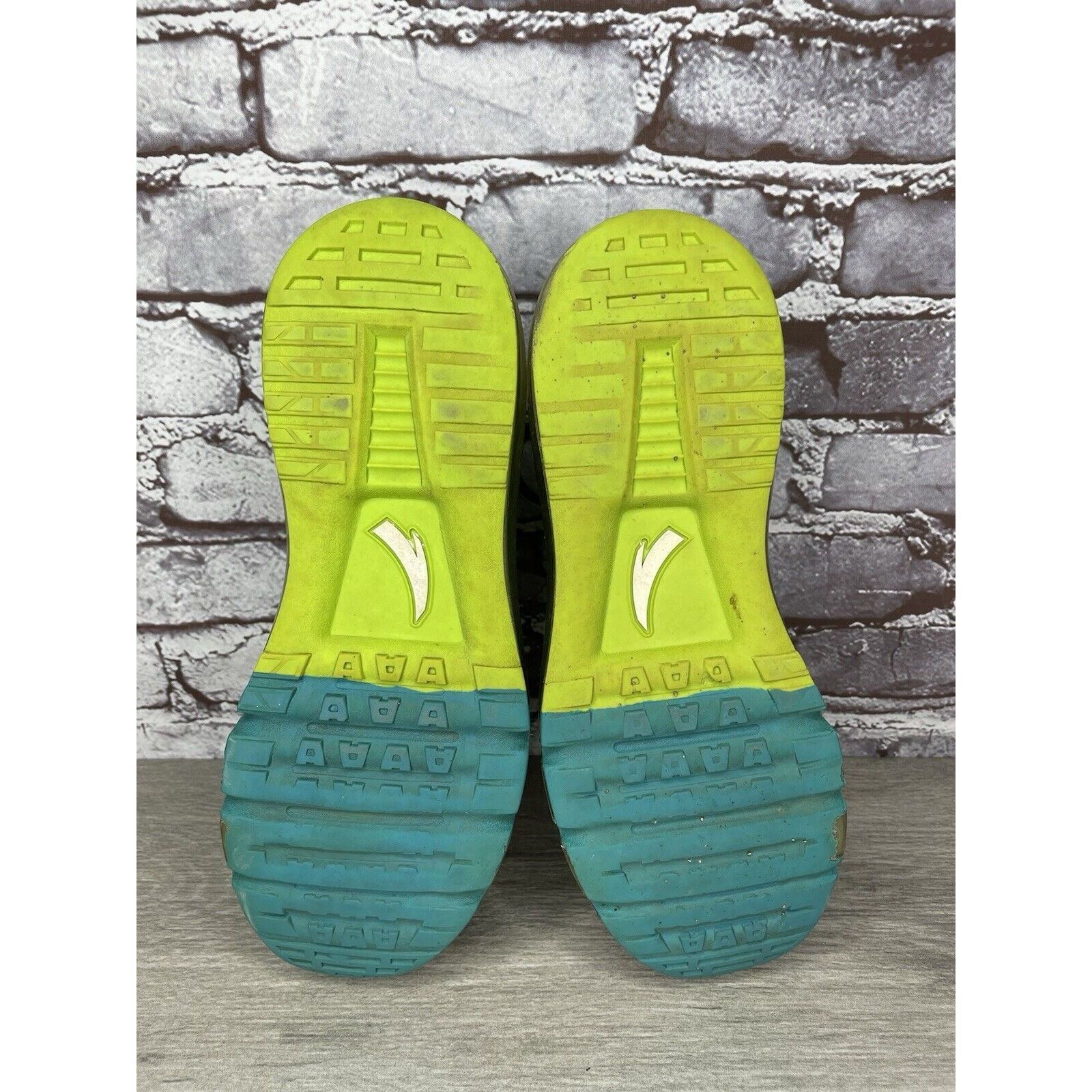 Other Anta Green Blue Synthetic Lace Up Gym Basketball Shoes Men’s Size US 9 / EU 42 - 22 Thumbnail