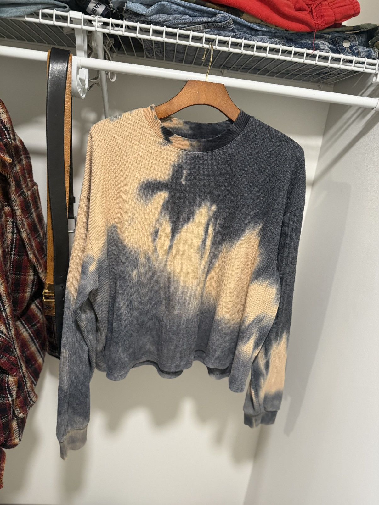 The GV Gallery The GV Gallery “Raspberry Hills” Thermal Longsleeve Size US M / EU 48-50 / 2 - 3 Thumbnail