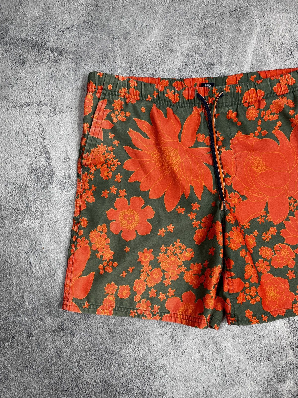 Gap Vintage Y2K Gap summer Hawaiian shorts size S Size US 30 / EU 46 - 2 Thumbnail