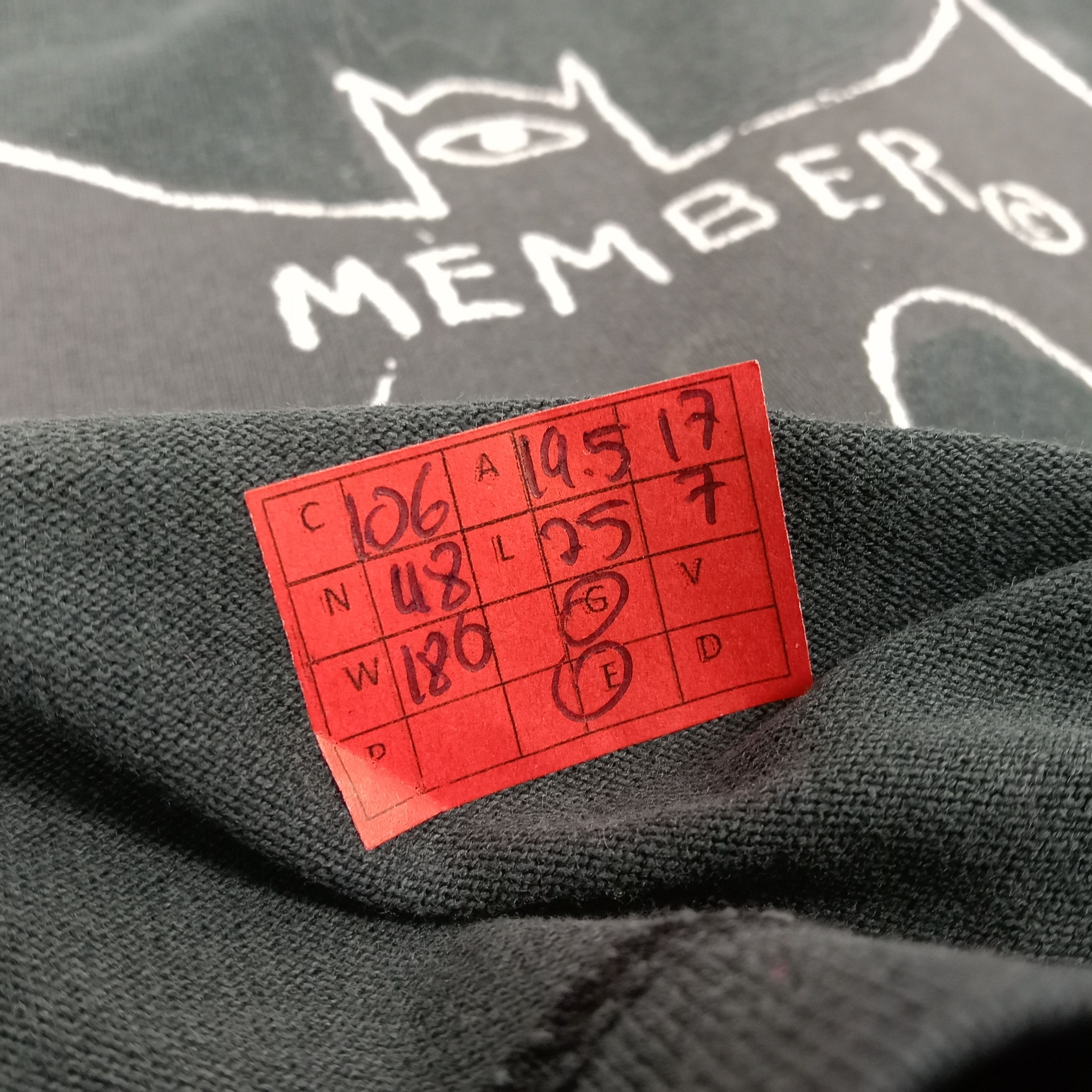 Japanese Brand × Jean-Michel Basquiat × Vintage Member Jean Michel Basquiat Center Design Streetwear Tshirt Size US M / EU 48-50 / 2 - 11 Thumbnail