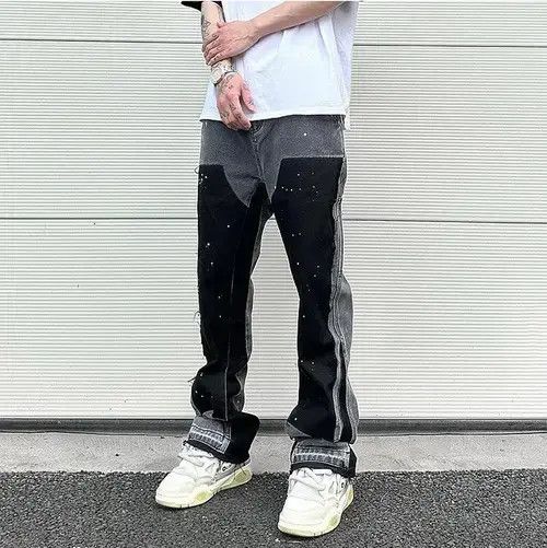 Jean Black Graffiti Wide Jeans Size US 32 / EU 48 - 3 Thumbnail