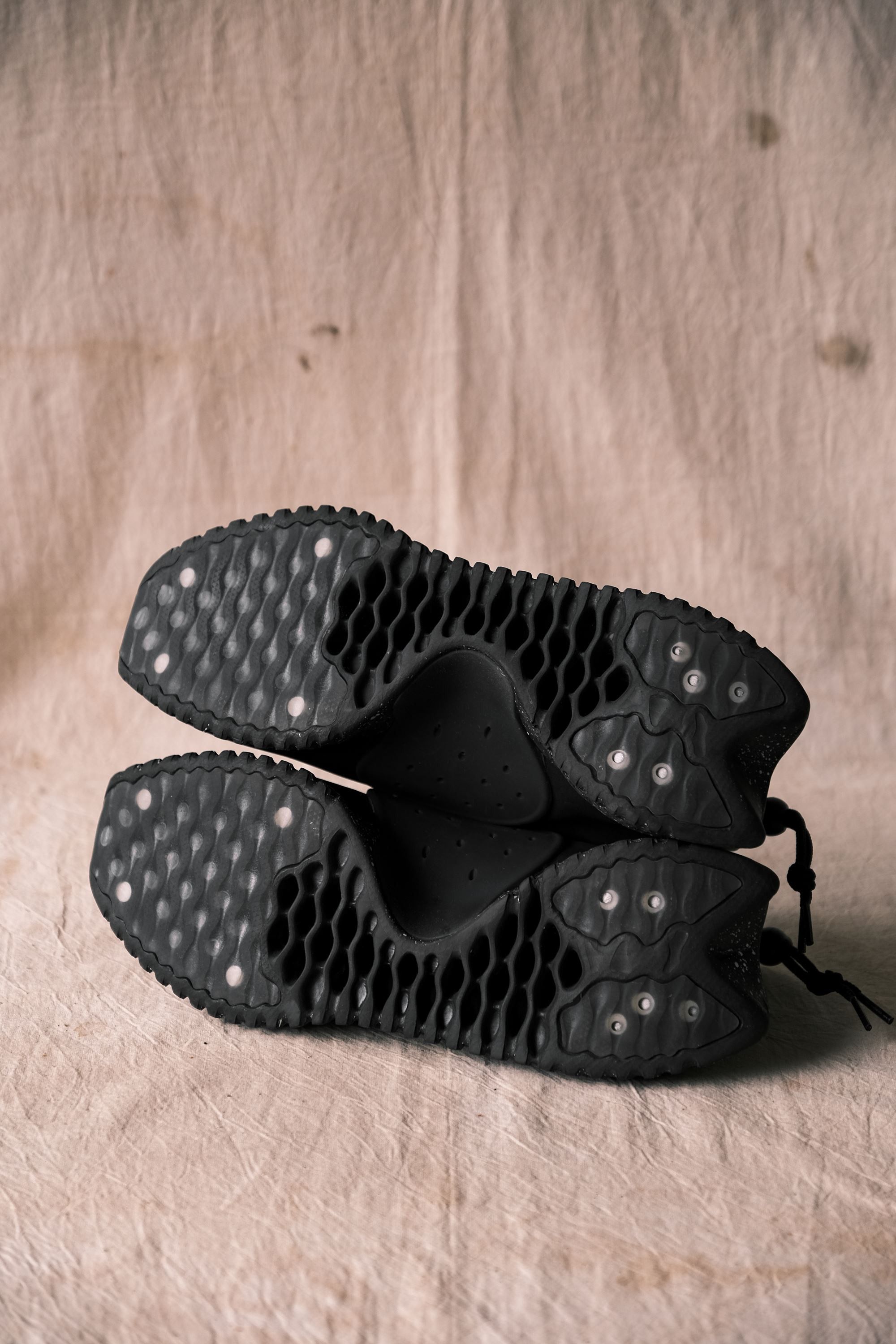 Nike × Undercover Nike x Undercover MOC FLOW SP Black Size US 11 / EU 44 - 8 Thumbnail