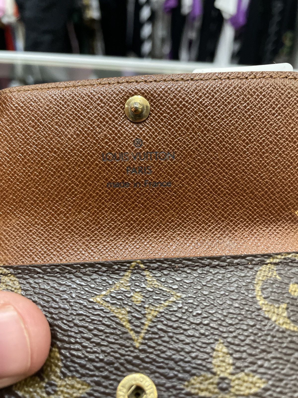 Louis Vuitton Louis Vuitton Brown Monogram Key Holder Size ONE SIZE - 2 Thumbnail