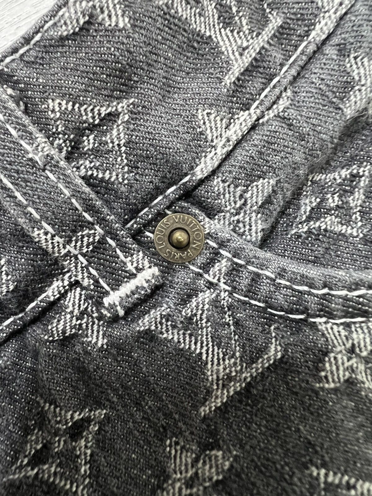 Louis Vuitton Louis Vuitton - Marc Jacobs - Jacquard Monogram Denim Jeans Size 28" / US 6 / IT 42 - 15 Thumbnail