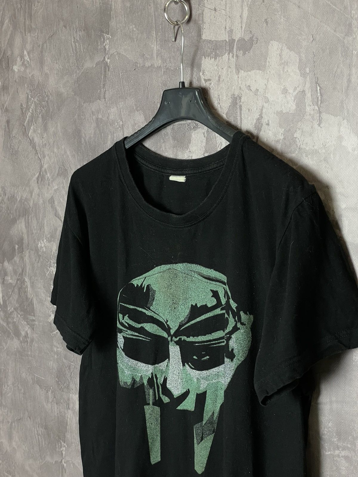 Band Tees × Vintage Vintage MF Doom Mad Villain Tshirt Size US S / EU 44-46 / 1 - 7 Thumbnail