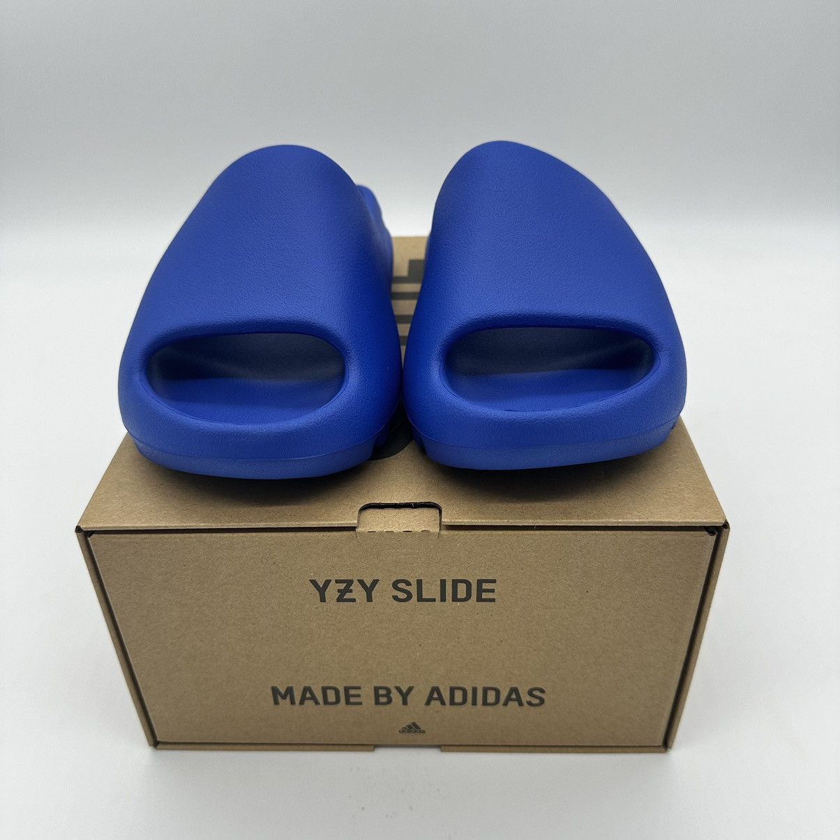 adidas Yeezy Slides 'Azure' Size (*SHIPS SAME DAY*)