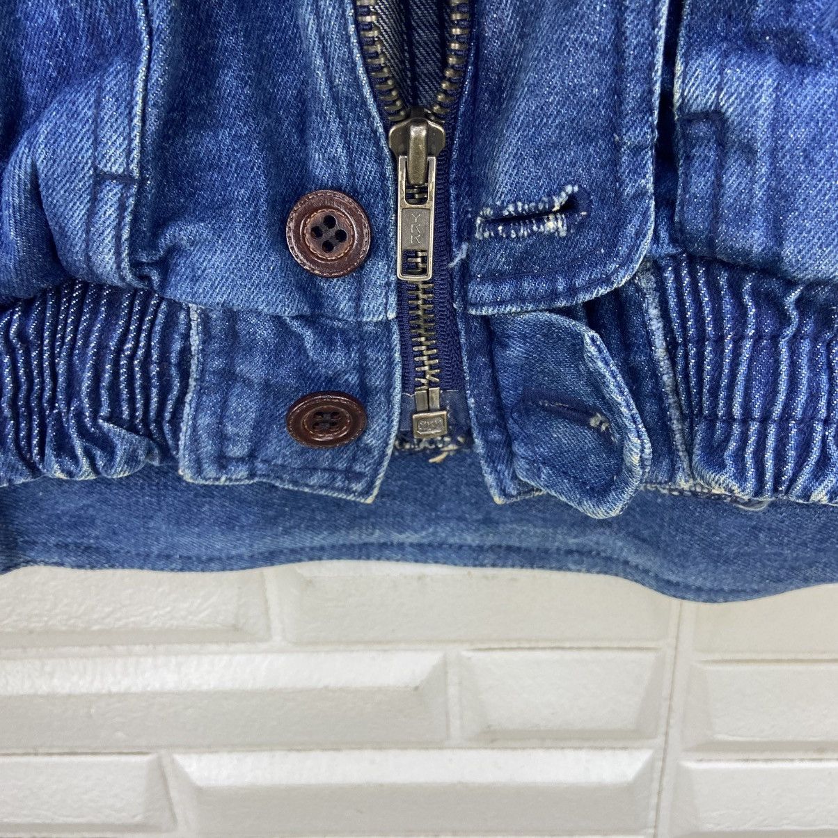 Trussardi Vintage Trussardi Oversize Loose Bomber Style Denim Jacket Size US S / EU 44-46 / 1 - 21 Thumbnail