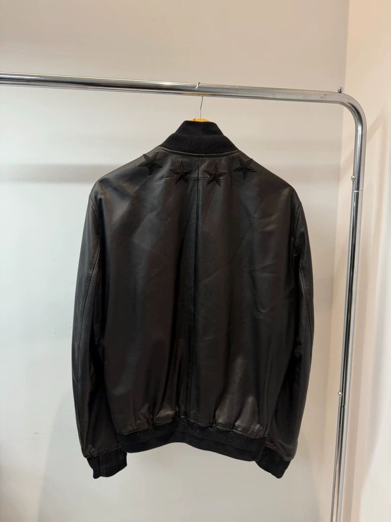 Givenchy Givenchy Five-Star Embroidered Leather Baseball Jacket Siz Size US L / EU 52-54 / 3 - 2 Thumbnail