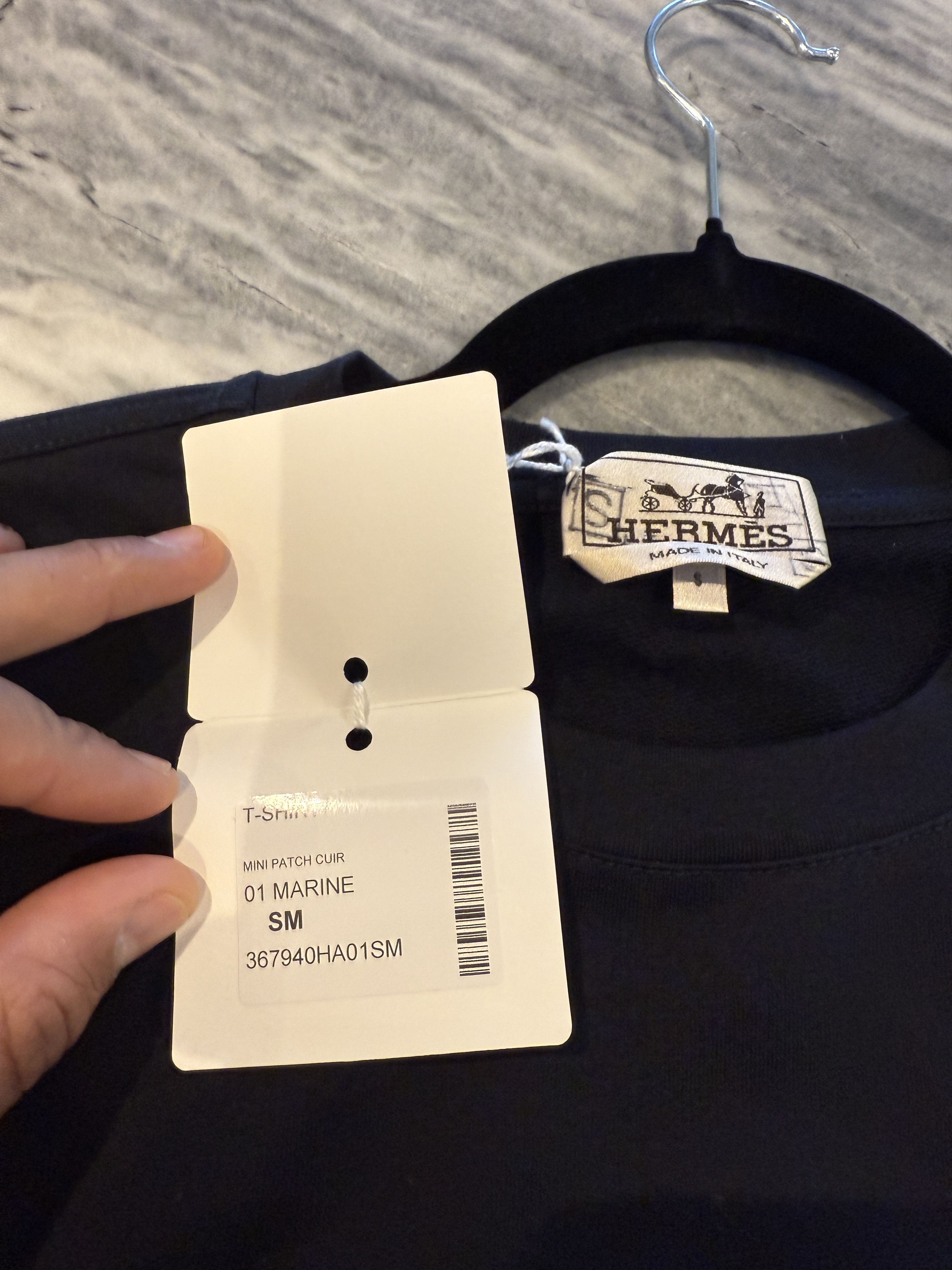 Hermes Hermes Tshirt Mini Patch cuir Size US S / EU 44-46 / 1 - 7 Thumbnail