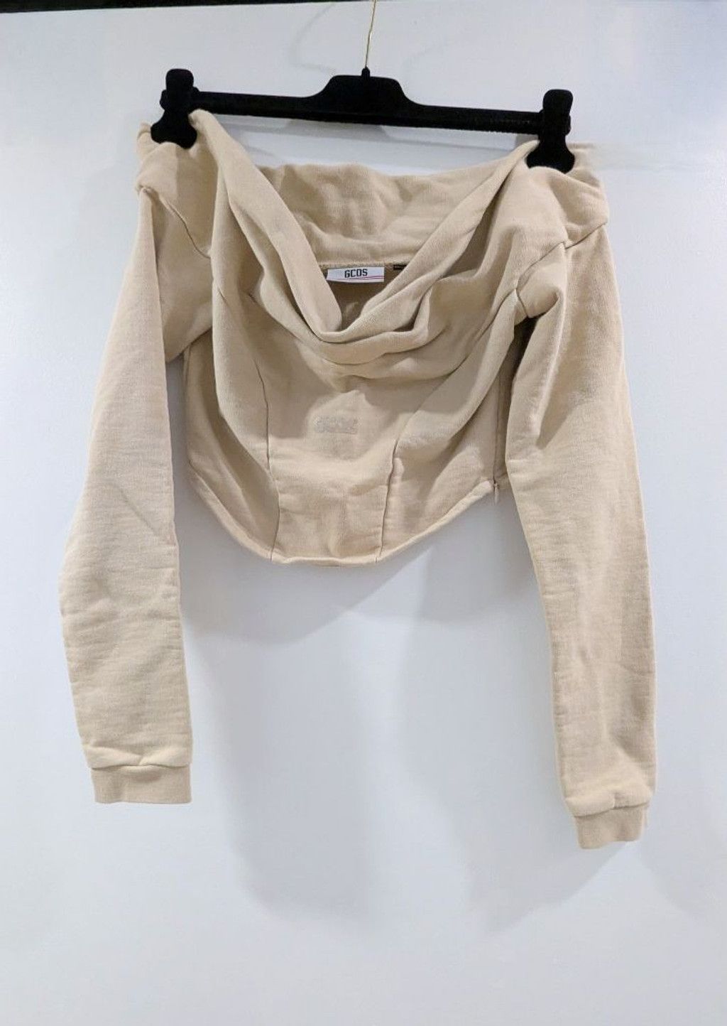 GCDS GCDS Beige Off-Shoulder Cowl Neck Crop Sweatshirt style Top Size M / US 6-8 / IT 42-44 - 4 Thumbnail
