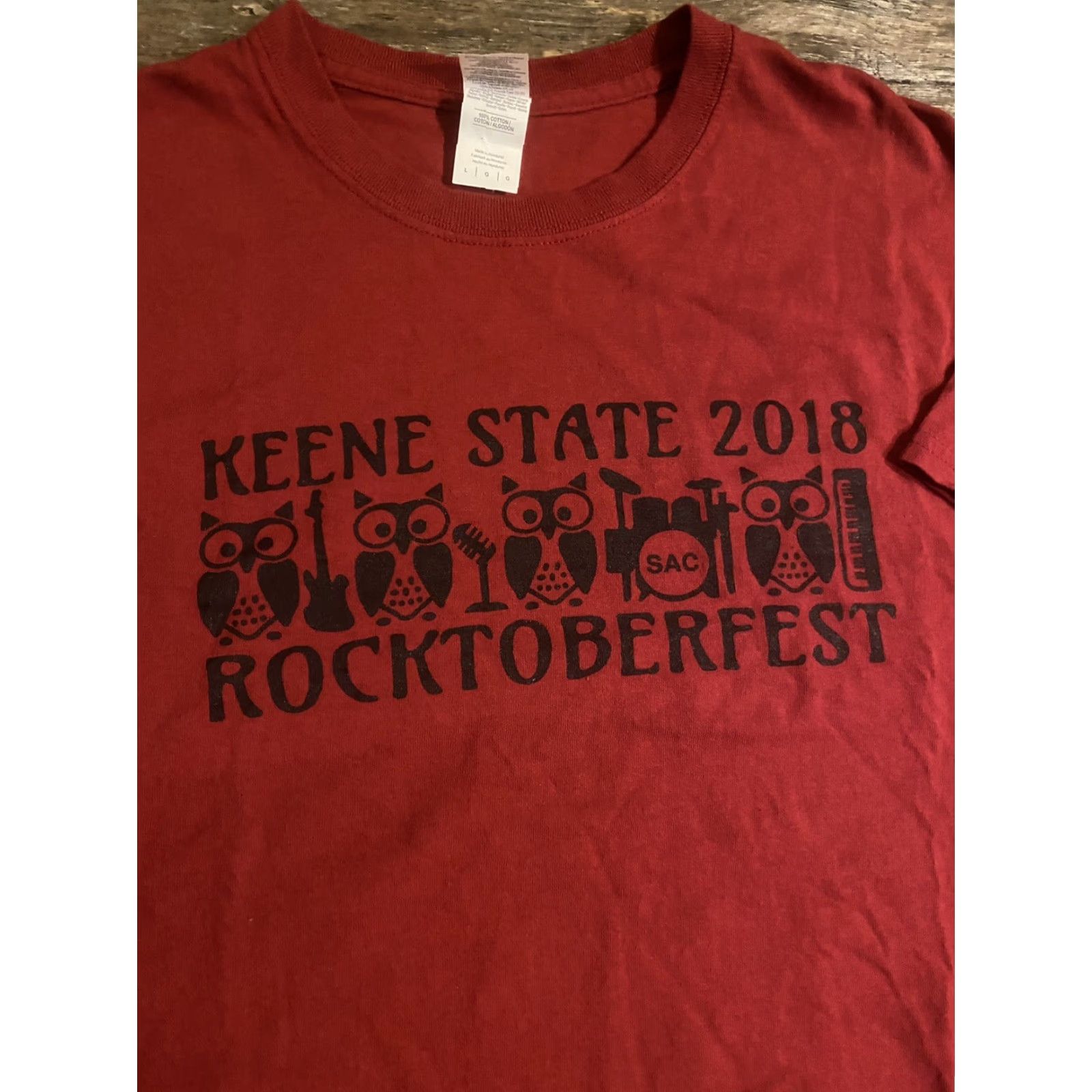 Gildan Keene State College T-shirt Mens Large Red 2018 Rocktoberfest Gildan Cotton Crew Neck Short Sleeve L Size US L / EU 52-54 / 3 - 3 Thumbnail