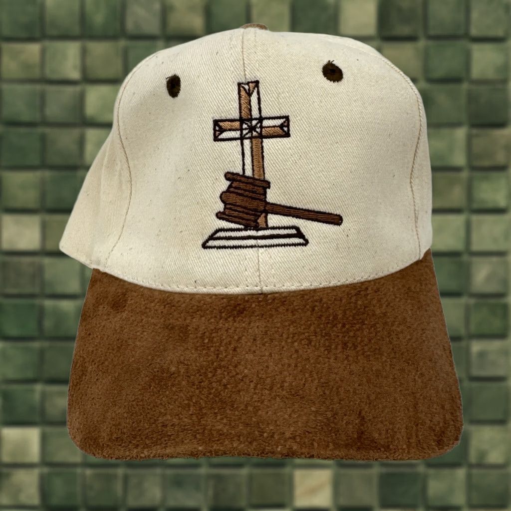 Vintage VINTAGE KC Strapback Hat Beige Brown Christian Cross Gavel Suede Brim Cap Adult Baseball Classic Sports Outdoor Religion Unisex Mens Womens Size ONE SIZE - 1 Thumbnail