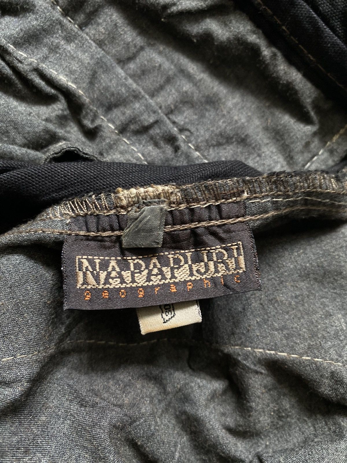 Napapijri Vintage Napapijri Geographic Cargo Trousers Size US 34 / EU 50 - 7 Thumbnail