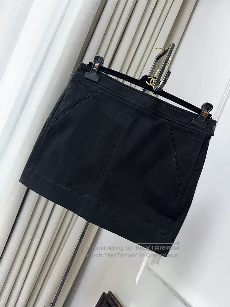 Hermes Hermes Black skirt short skirt Size 25" / US 0 / IT 36 - 1 Thumbnail