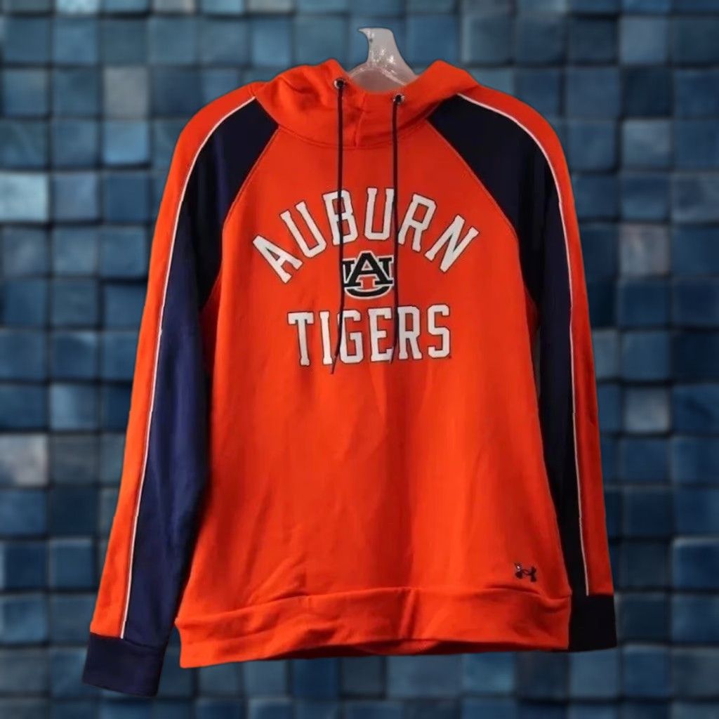 Under Armour **Women's Under Armour Auburn Tigers Orange Graphic Hoodie Size Med** User: **Under Armour Women's Auburn Tigers Orange Graphic Hoodie Size Med** Size M / US 6-8 / IT 42-44 - 1 Thumbnail