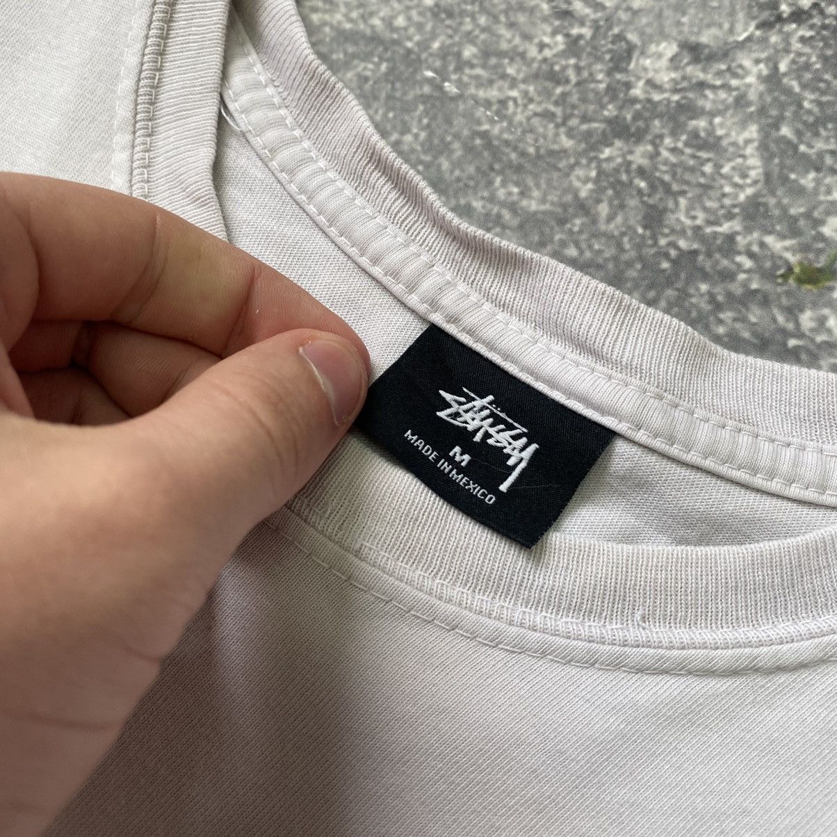 Stussy Designer Stussy Small logo y2k distressed style y2k tee Size US M / EU 48-50 / 2 - 4 Thumbnail