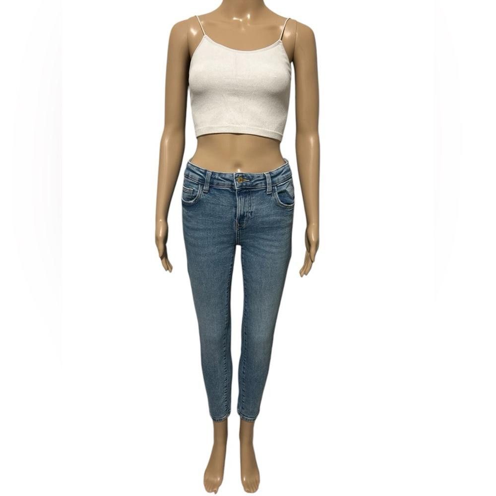 Zara Zara Light Wash Skinny Jeans Size 26 Size 26" / US 2 / IT 38 - 1 Thumbnail