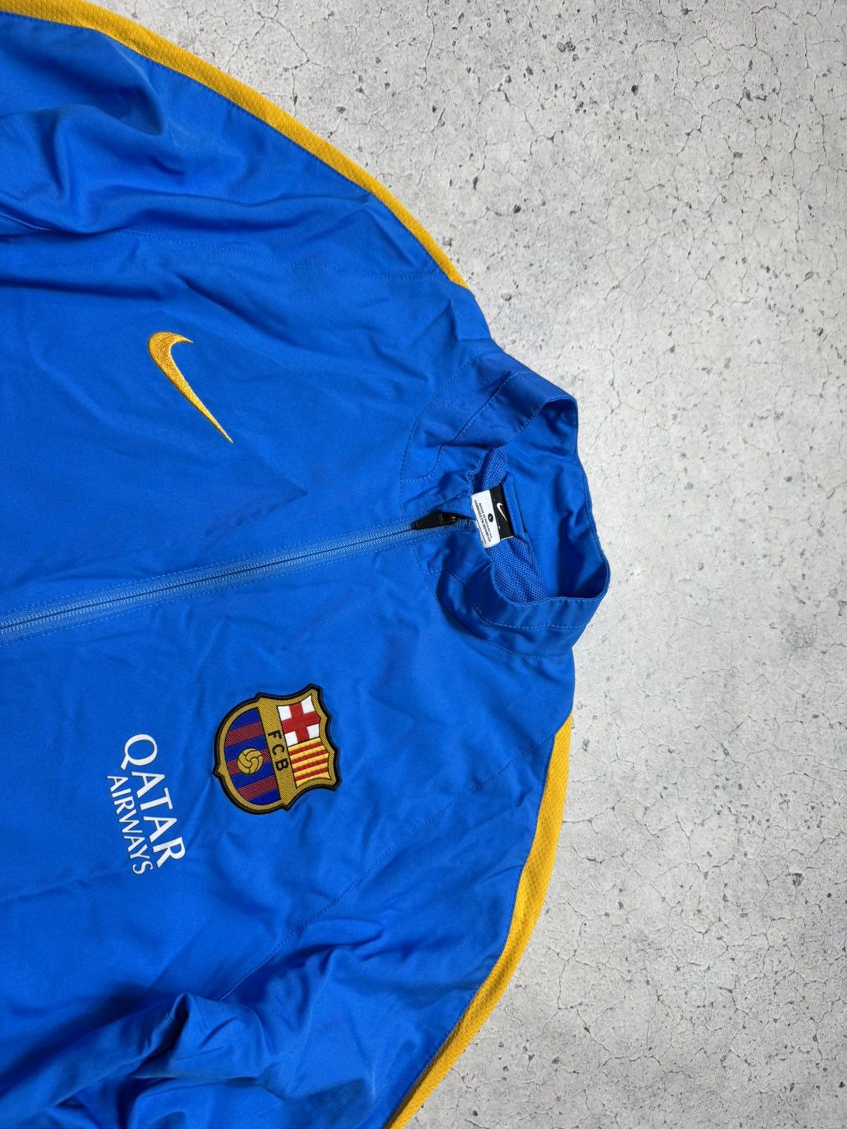 Nike Nike FC Barcelona Nylon Track Suit Football Jacket & Pants Size US L / EU 52-54 / 3 - 5 Thumbnail
