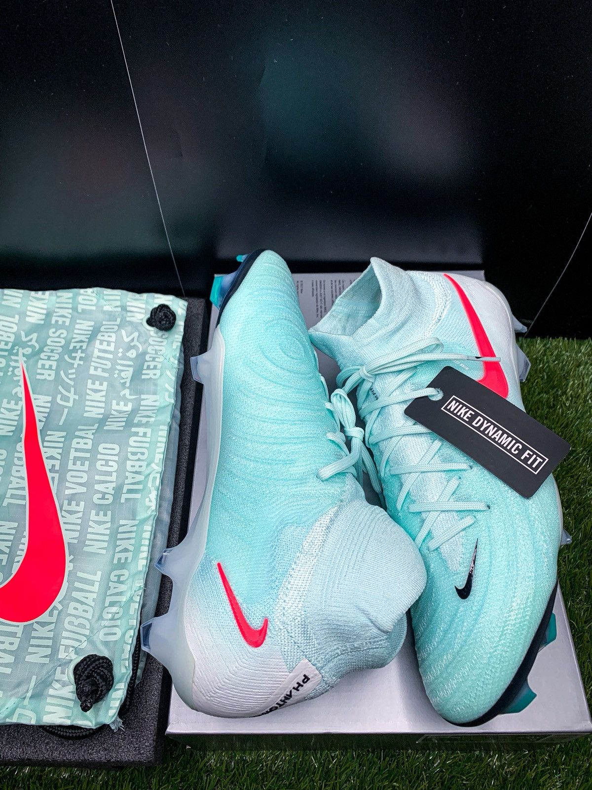 Nike Nike Phantom Luna 2 Elite Size US 9 / EU 42 - 1 Thumbnail