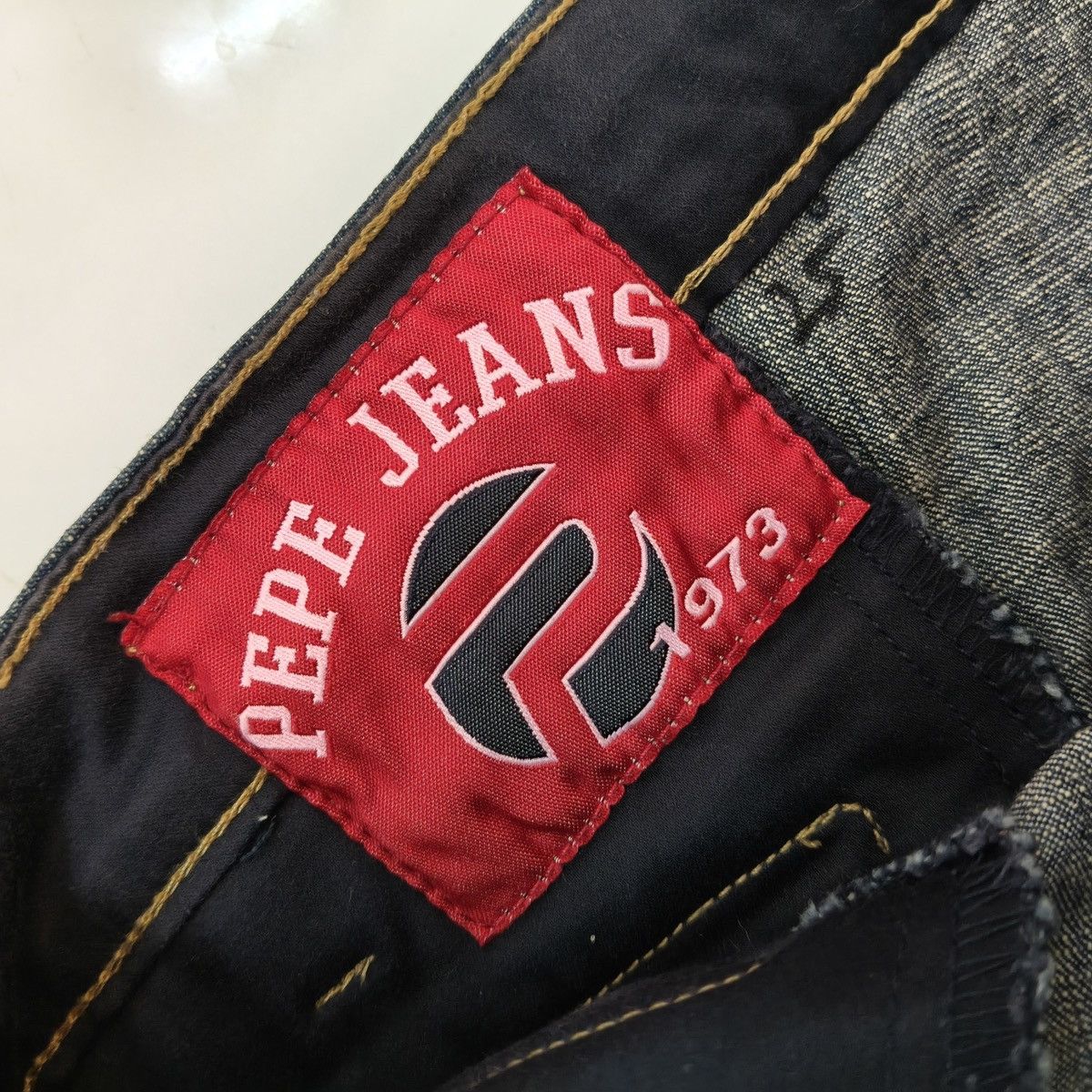 Pepe Jeans Vintage Y2K Pepe Jeans Dark Wash Zipper Pocket Denim Size US 30 / EU 46 - 12 Thumbnail