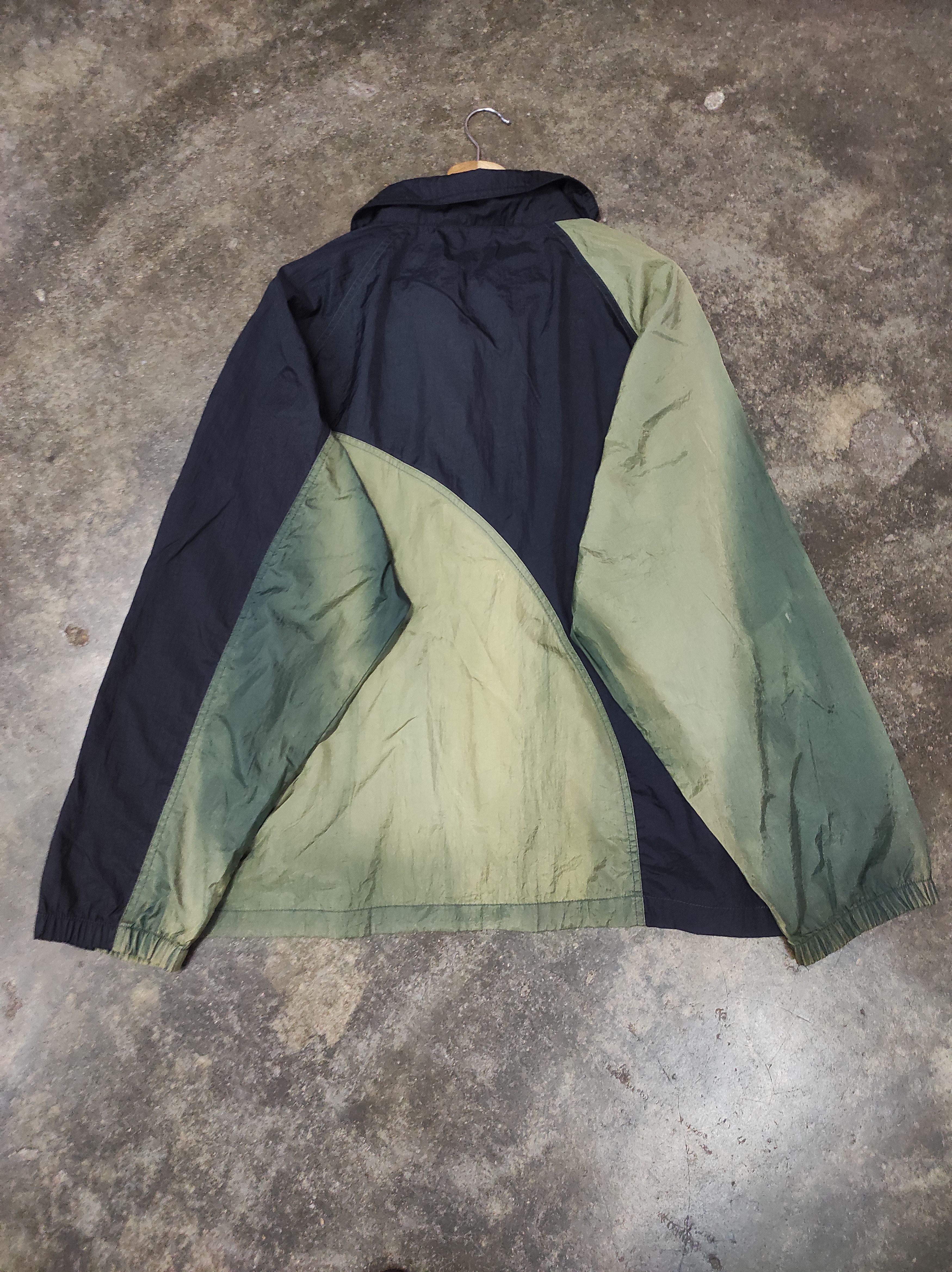 Nike × Vintage NIKE VTG 90'S LIGHT JACKET OVERSIZED SUN FADED Size US L / EU 52-54 / 3 - 7 Thumbnail