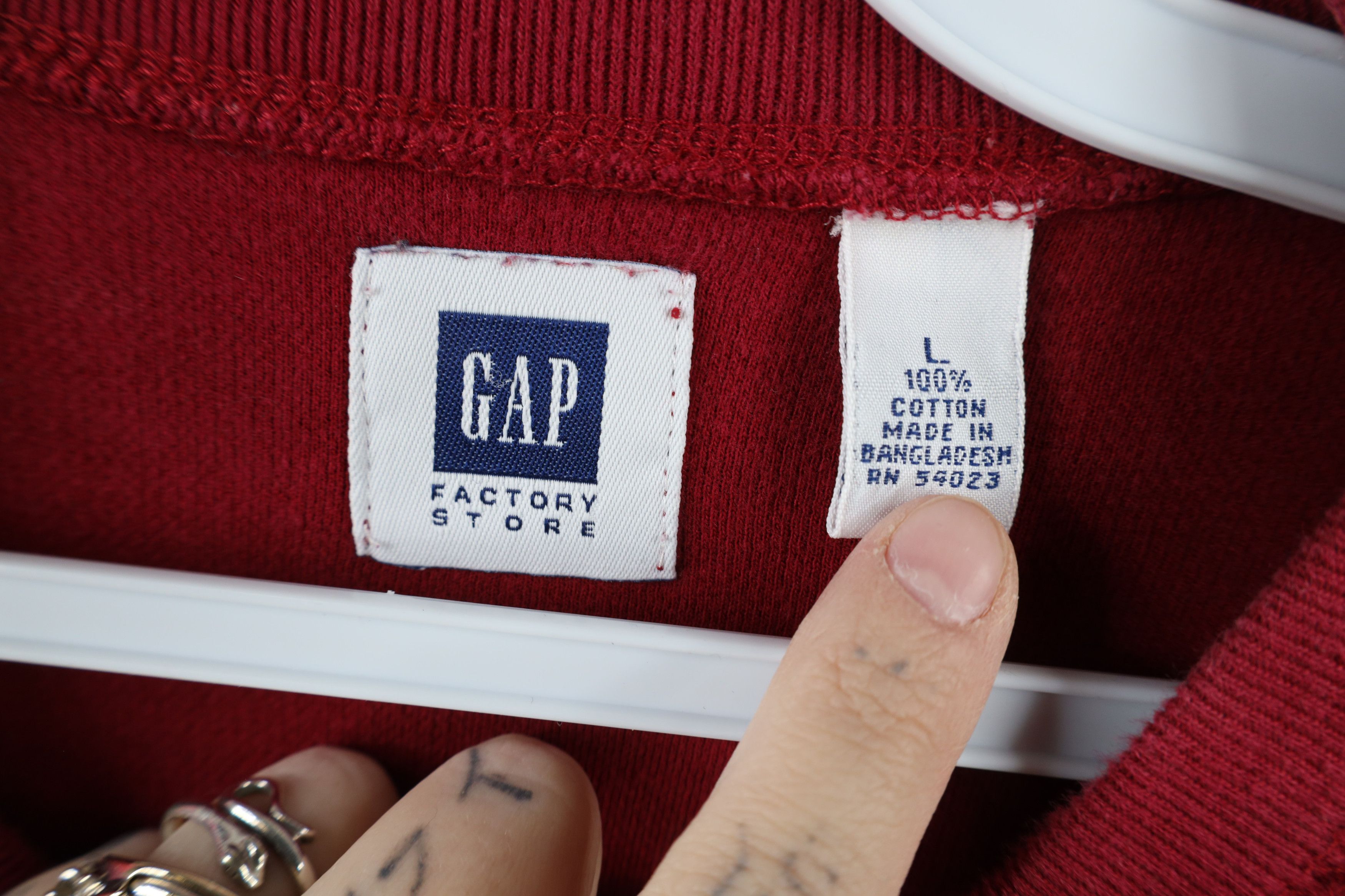 Gap × Vintage Vintage Y2K 2000 Gap Heavyweight Ribbed Long Sleeve T-Shirt Size US L / EU 52-54 / 3 - 8 Thumbnail