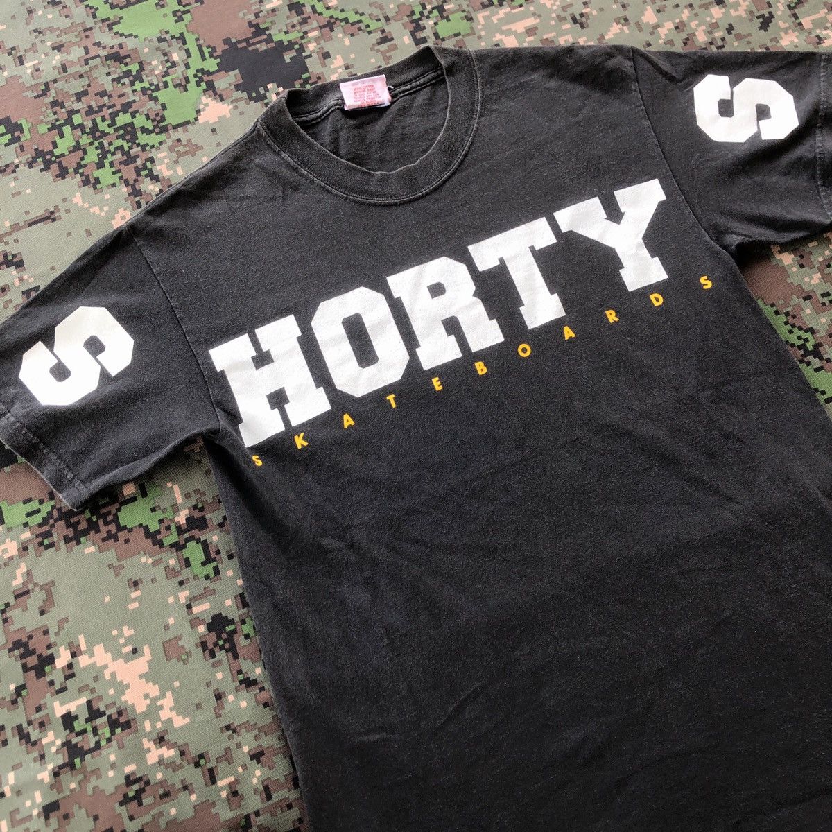Shorty's Skateboards × Vintage Vtg 90s Shorty’s Skateboard Big Spellout Tshirt Size US S / EU 44-46 / 1 - 1 Thumbnail