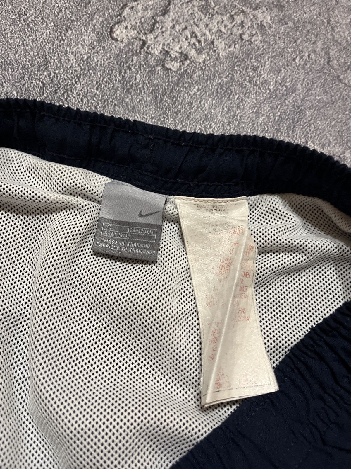 Nike × Vintage Vintage Navy Nike Shorts Size US 33 - 6 Thumbnail