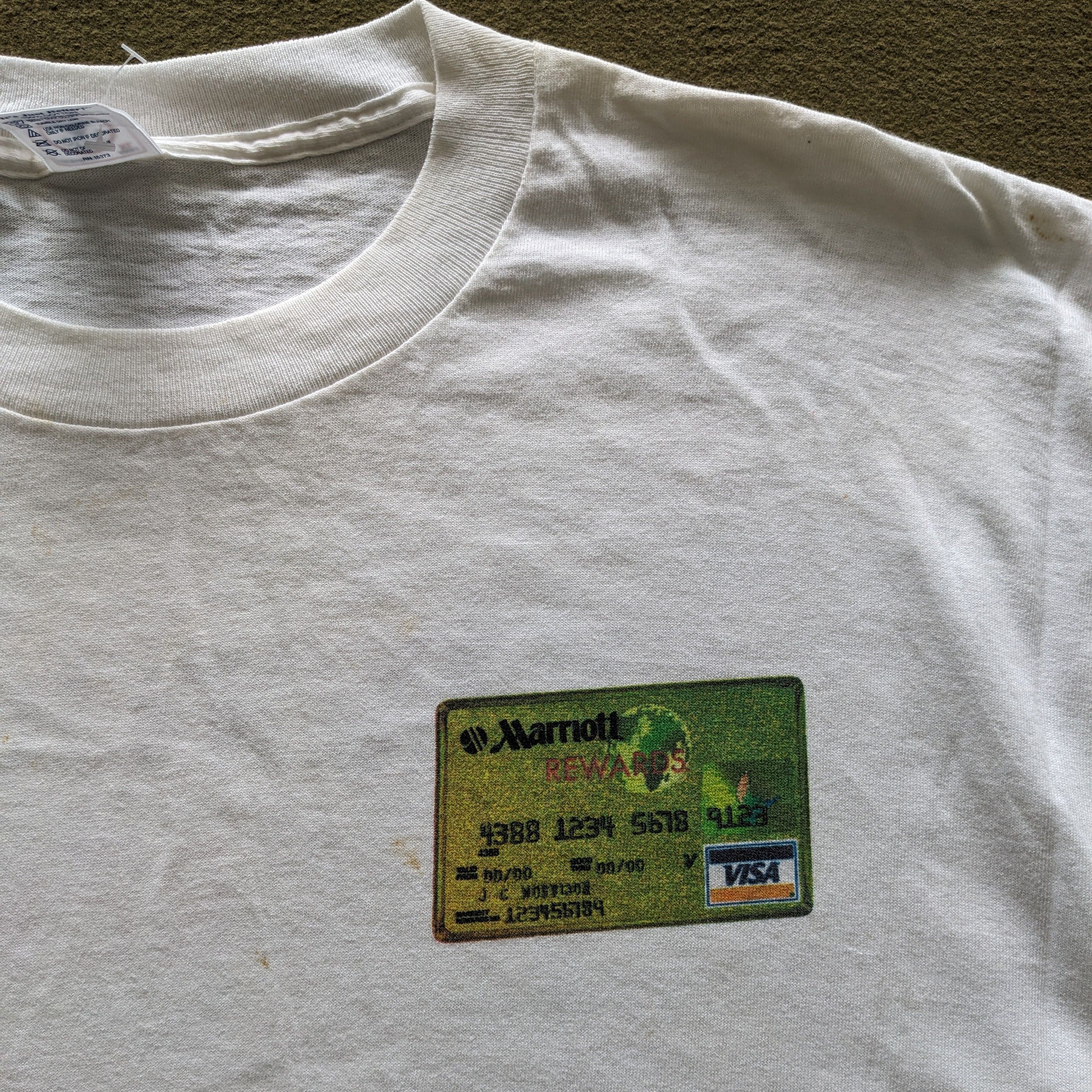 Other Vintage MARRIOTT REWARDS Visa Master T-shirt Size US L / EU 52-54 / 3 - 3 Thumbnail