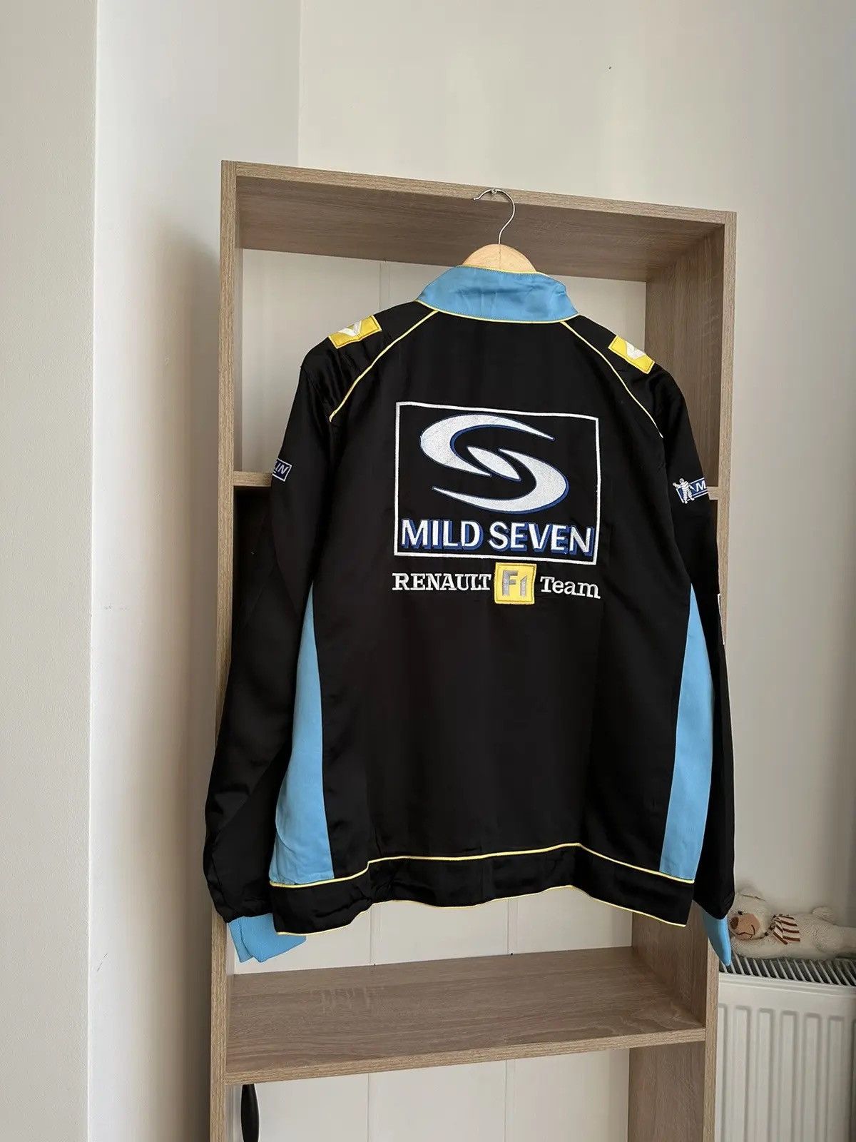 Formula 1 × Vintage Vintage Renault F1Team Racing Mild Seven Formula Uno Jacket Size US L / EU 52-54 / 3 - 8 Thumbnail