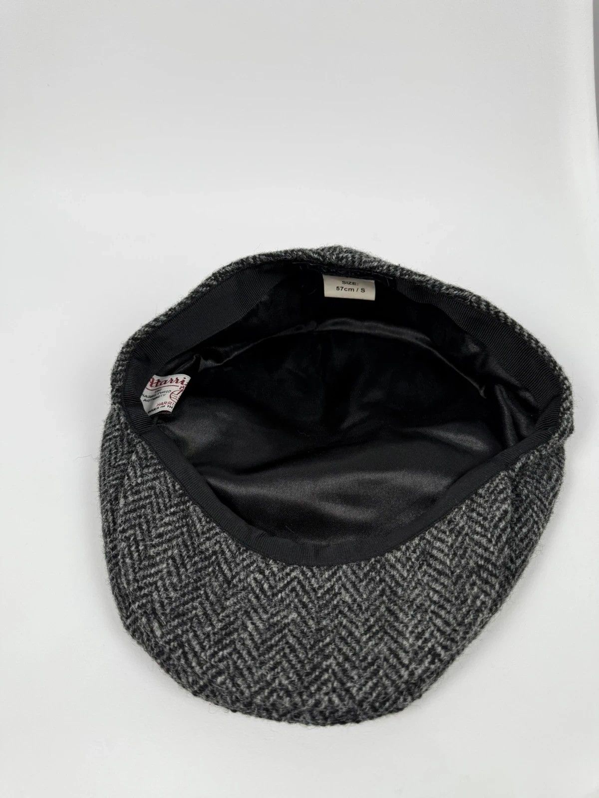 Harris Tweed Charles Tyrwhitt Harris Tweed Wool Flat Hat Handwoven size S Size ONE SIZE - 8 Thumbnail