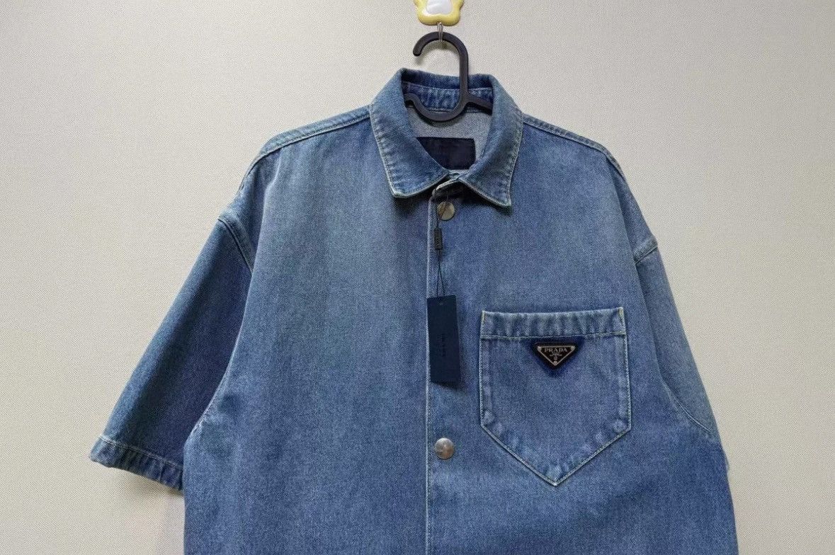 Prada Prada Metal triangle label denim short-sleeved shirt jacket Size US M / EU 48-50 / 2 - 3 Thumbnail