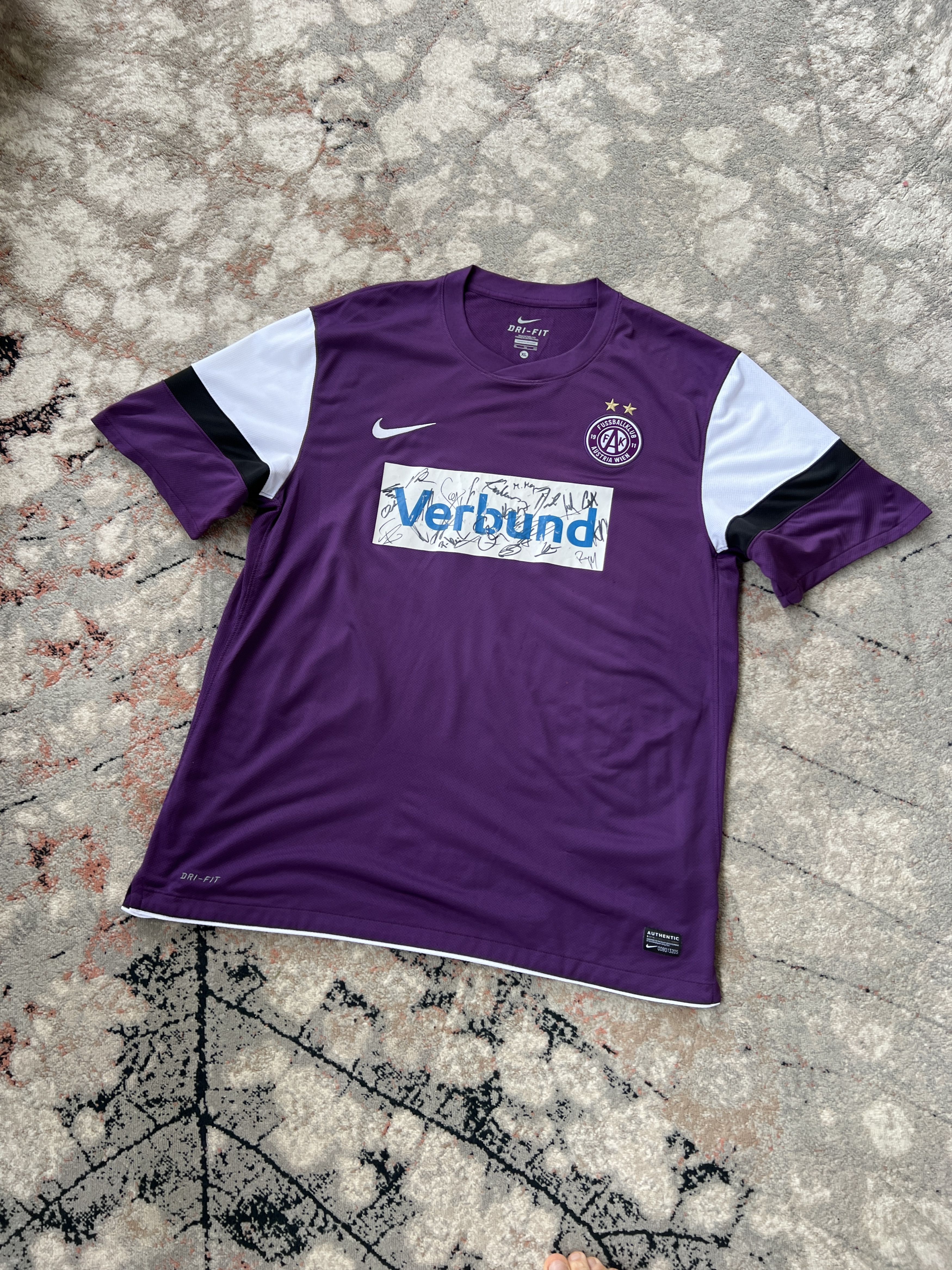 Nike NIKE SIGNATURE FK AUSTRIA WIEN 2010/2011 SOCCER JERSEY Size US XL / EU 56 / 4 - 1 Thumbnail
