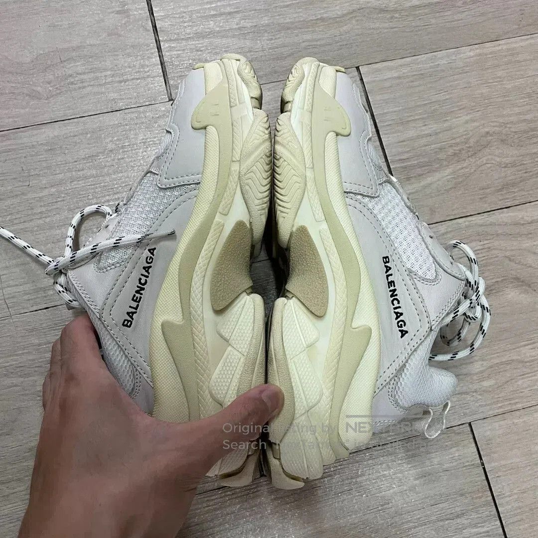 Balenciaga Balenciaga Triple S Sneakers White Brown. Size US 6 / EU 39 - 3 Thumbnail