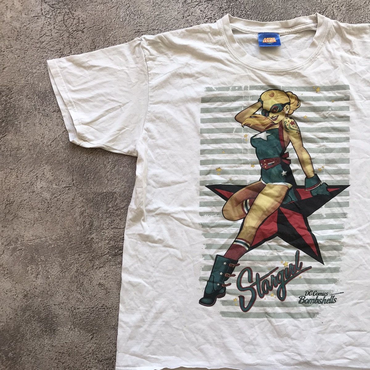Vintage Vintage 90s Sun Faded Graphic Tee Y2K Streetwear Baggy XL Size US XL / EU 56 / 4 - 2 Thumbnail