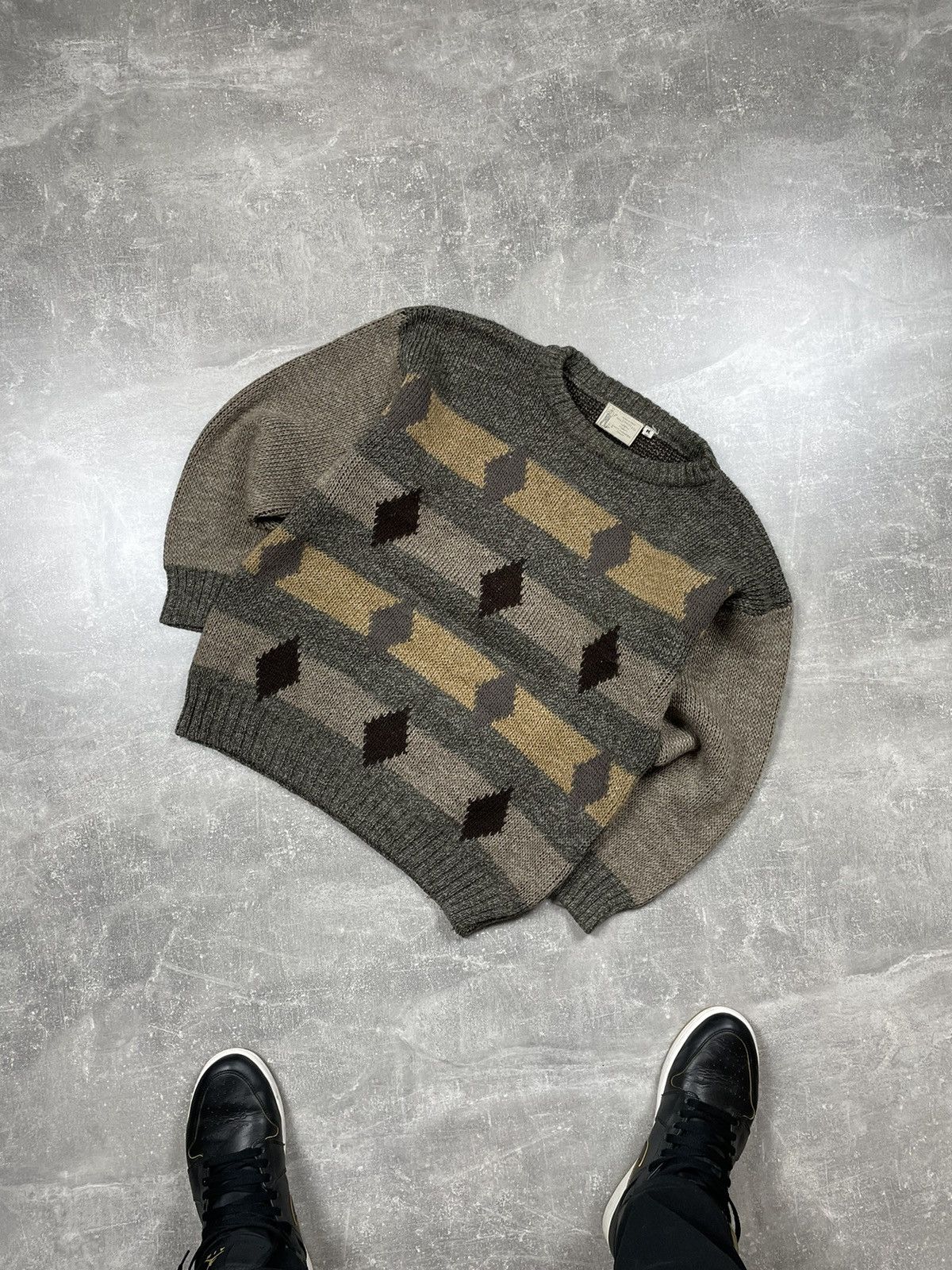 Levi's × Vintage Levi's Vintage Geometric Pattern 90's Knitted Wool Sweater Size US L / EU 52-54 / 3 - 1 Thumbnail