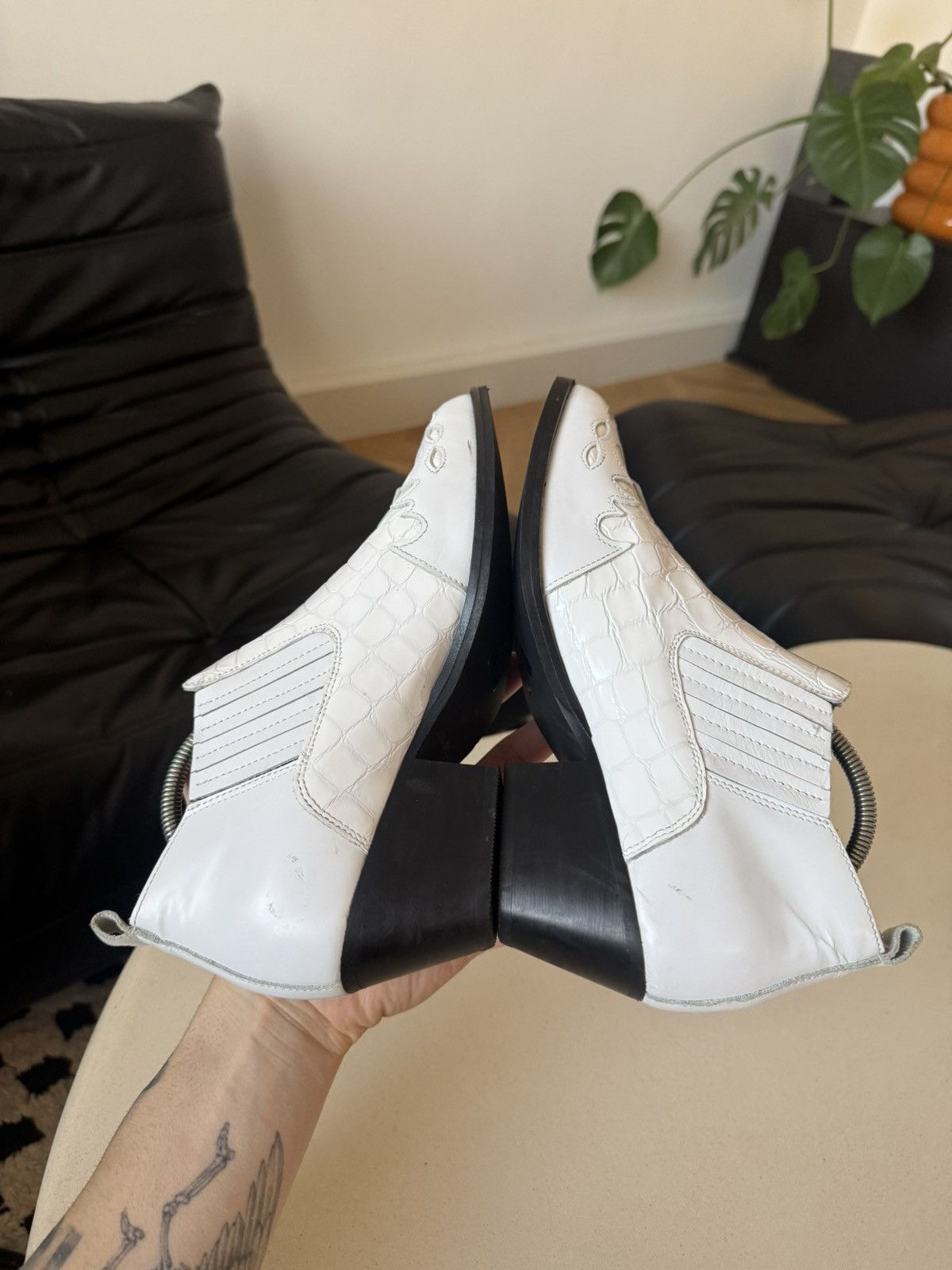 Kurt Geiger Vintage Women’s Cowboy Patent Leather Boots White Hype Rare Size US 9 / IT 39 - 4 Thumbnail