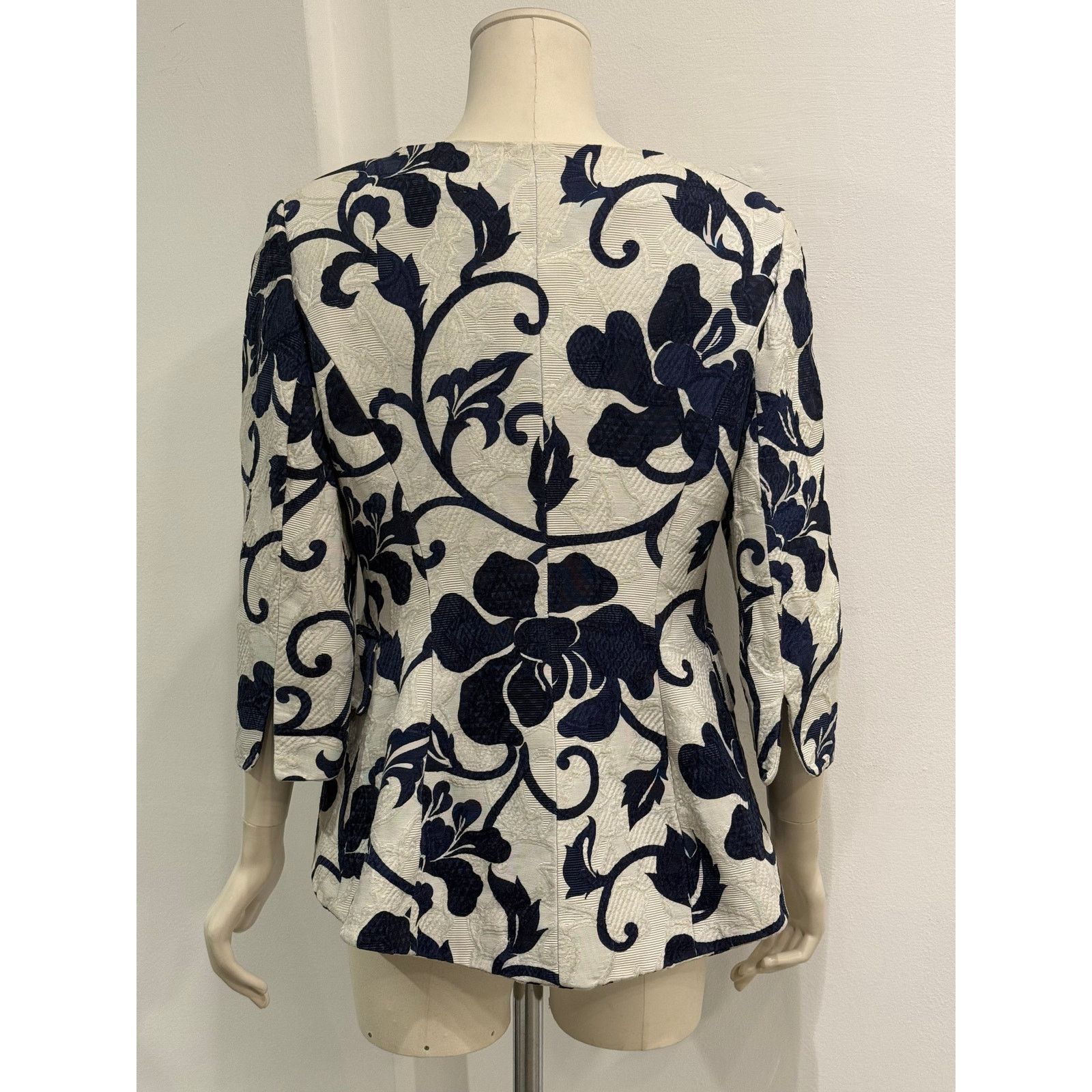 Dior 1980s Christian Dior boutique floral embroidery jacket Size M / US 6-8 / IT 42-44 - 3 Thumbnail