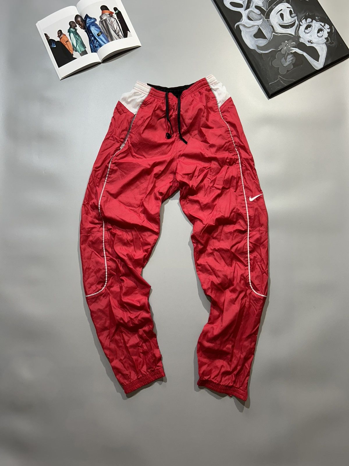 Nike Nike neilon pants vintage women Size 26" / US 2 / IT 38 - 1 Thumbnail