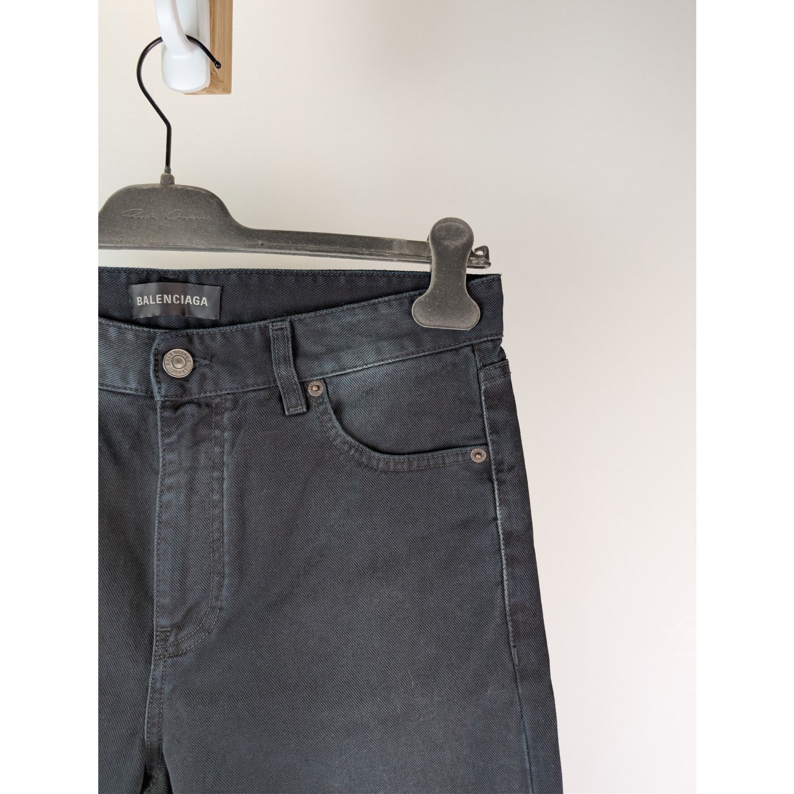 Balenciaga o1rshd1 CCRAB Soft Black Left Hand Denim Jeans Pants Size US 33 - 4 Thumbnail