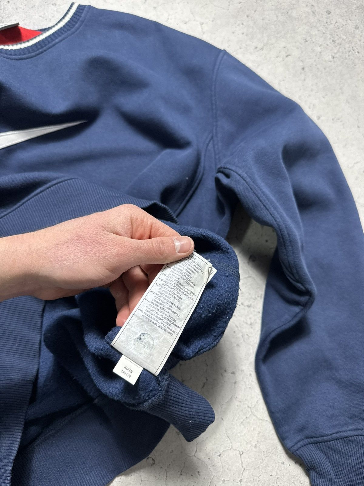 Nike Nike Big Swoosh Sweatshirt Navy Vintage Size XXL Size US XXL / EU 58 / 5 - 7 Thumbnail