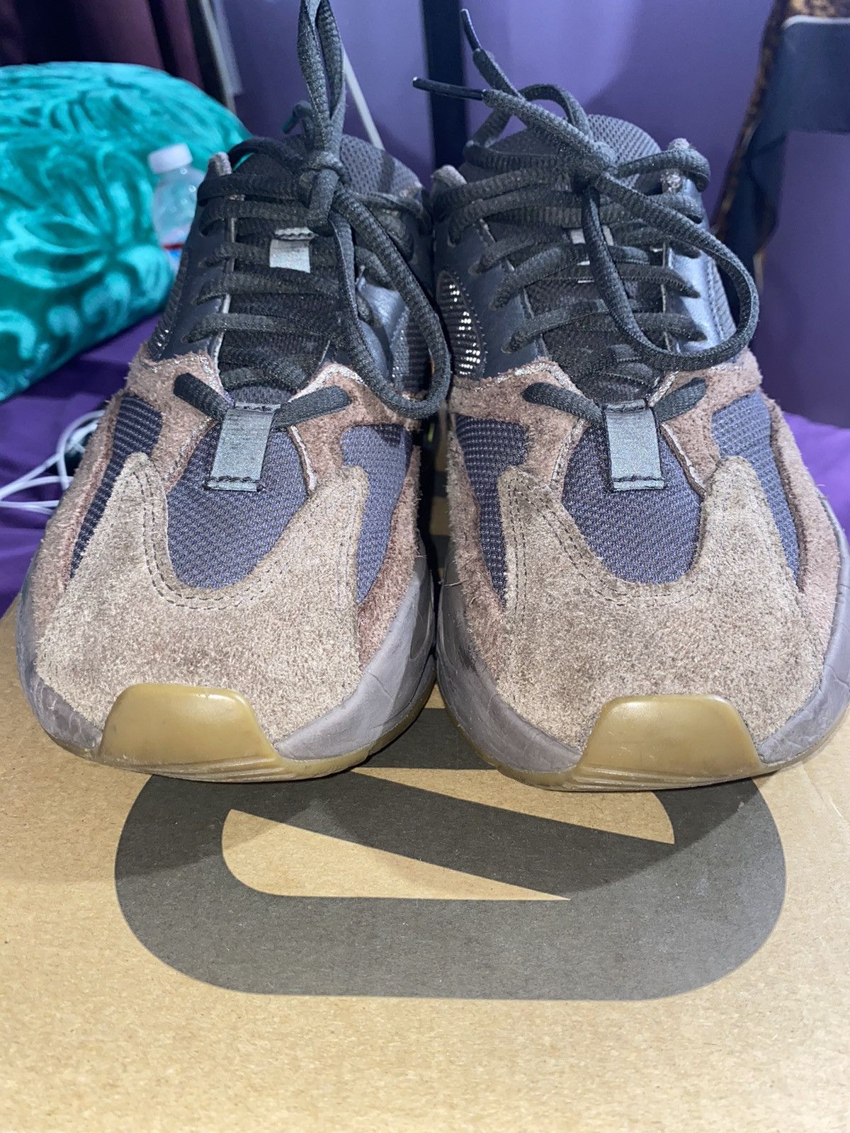 Adidas Yeezy Boost 700 Mauve Size US 5 / EU 37 - 8 Thumbnail