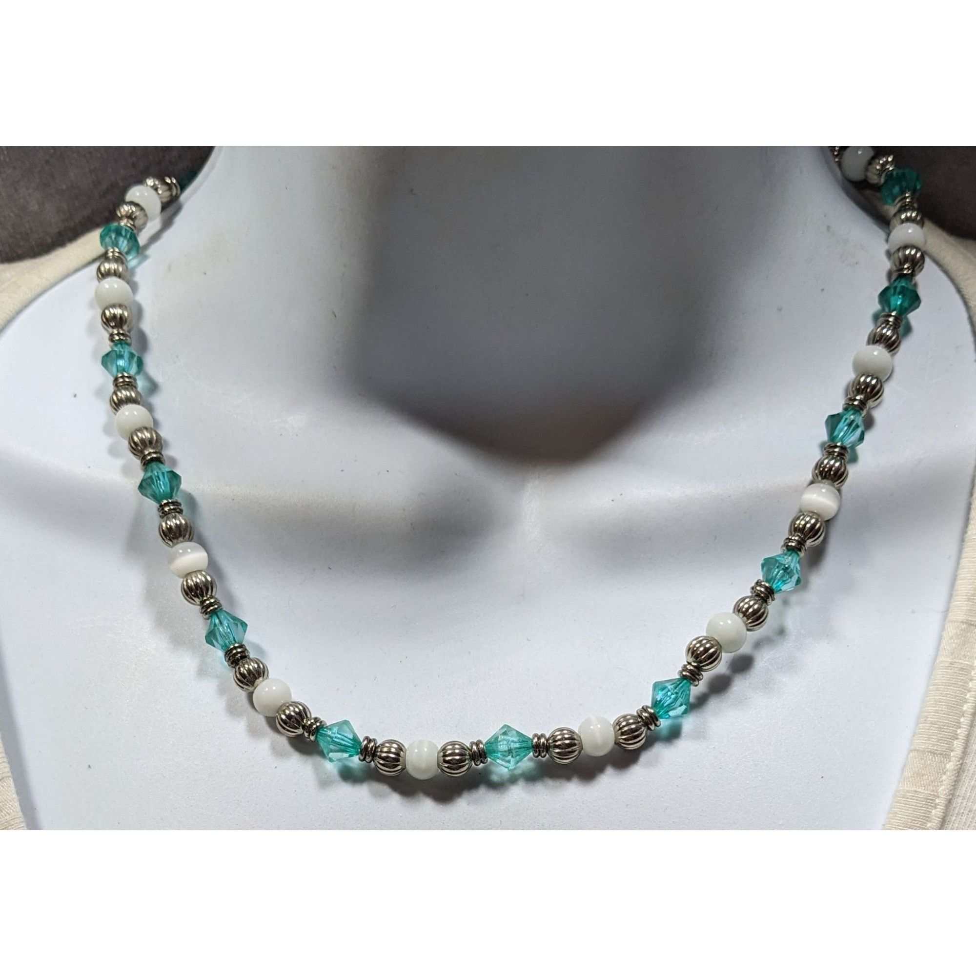 Other Turquoise & White Beaded Necklace With Silver Tone Accents & Size ONE SIZE - 4 Thumbnail