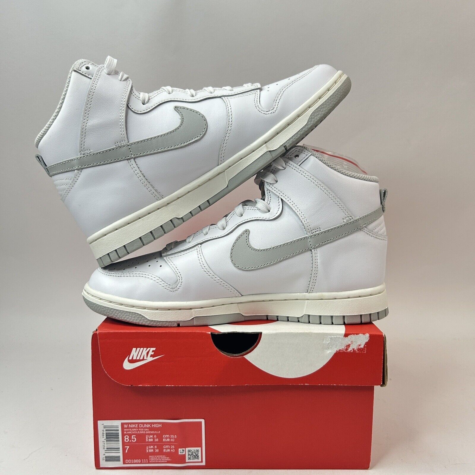 Nike Nike Dunk High WMNS “Neutral Grey” 2023 Size US 8.5 / IT 38.5 - 3 Thumbnail